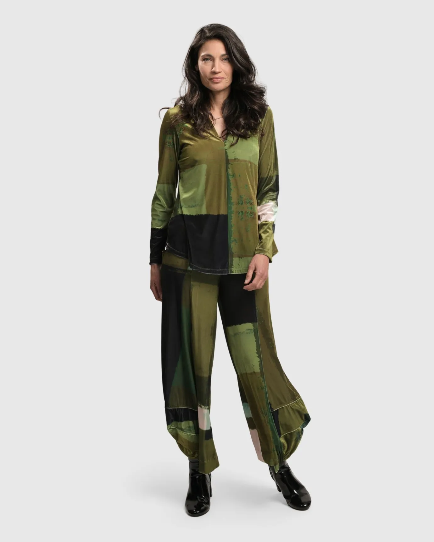 Women Alembika Plus<Al Fresco V Neck Pullover, Olive