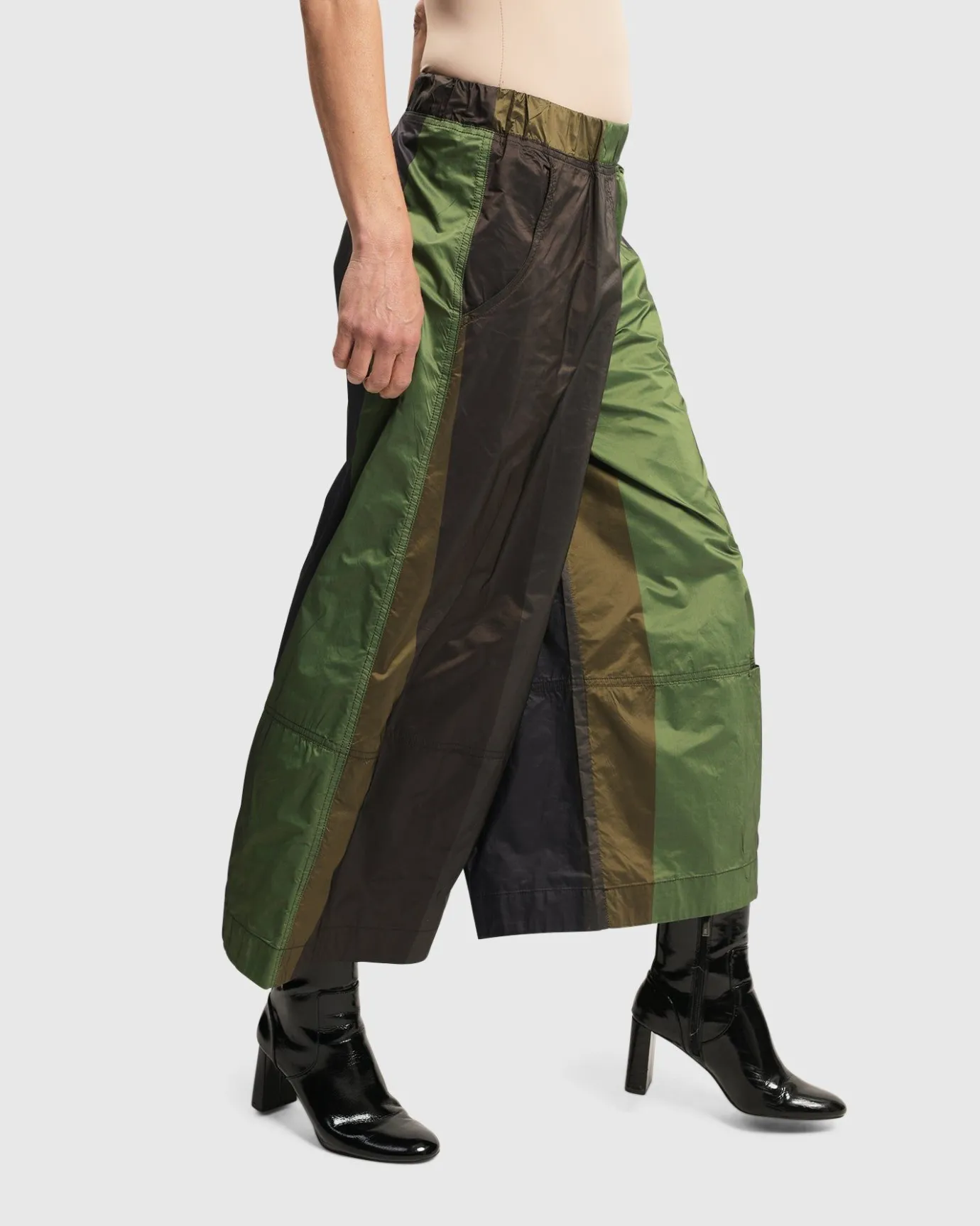 Women Alembika Plus<Alfresco Market Pants, Forest