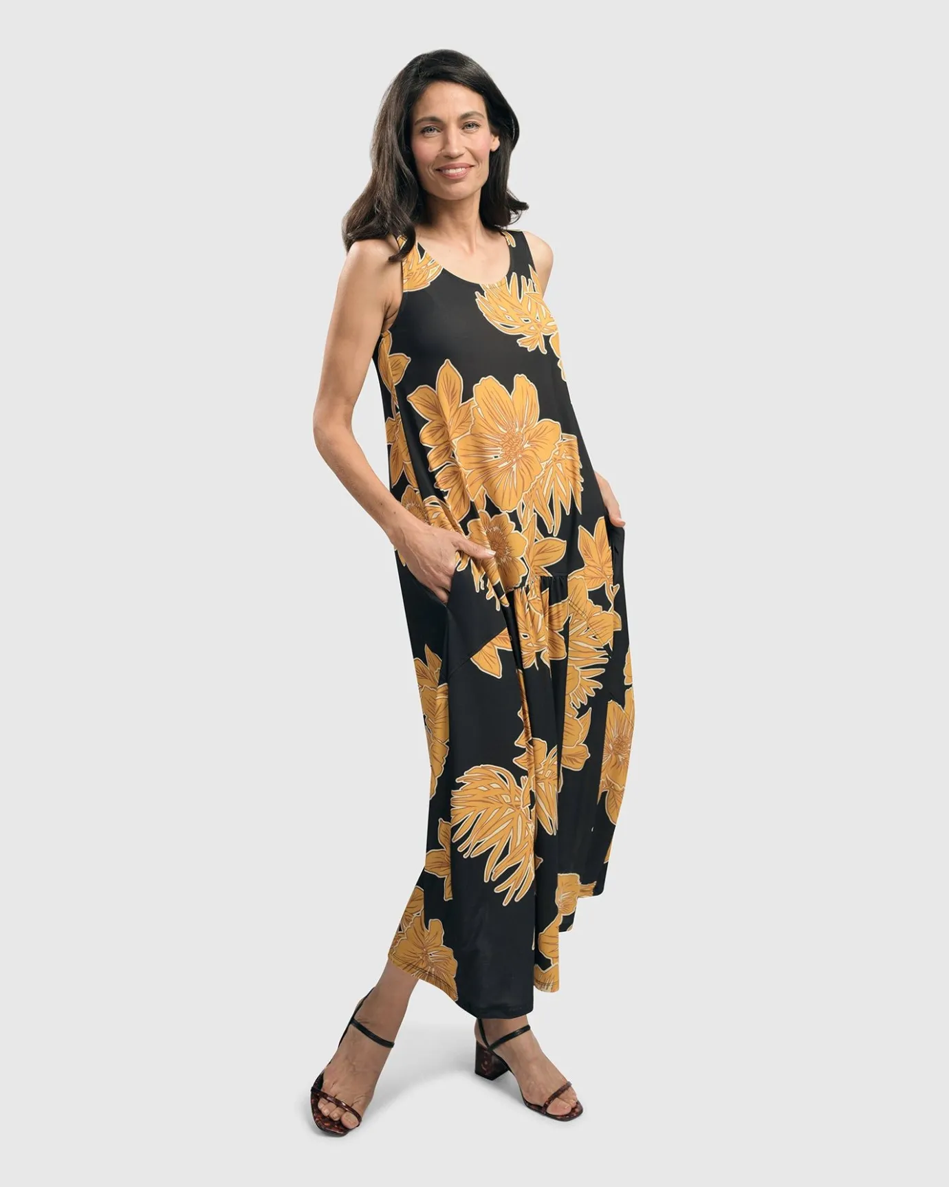 Women Alembika Dresses<Aloha Sleeveless Maxi Dress, Gold