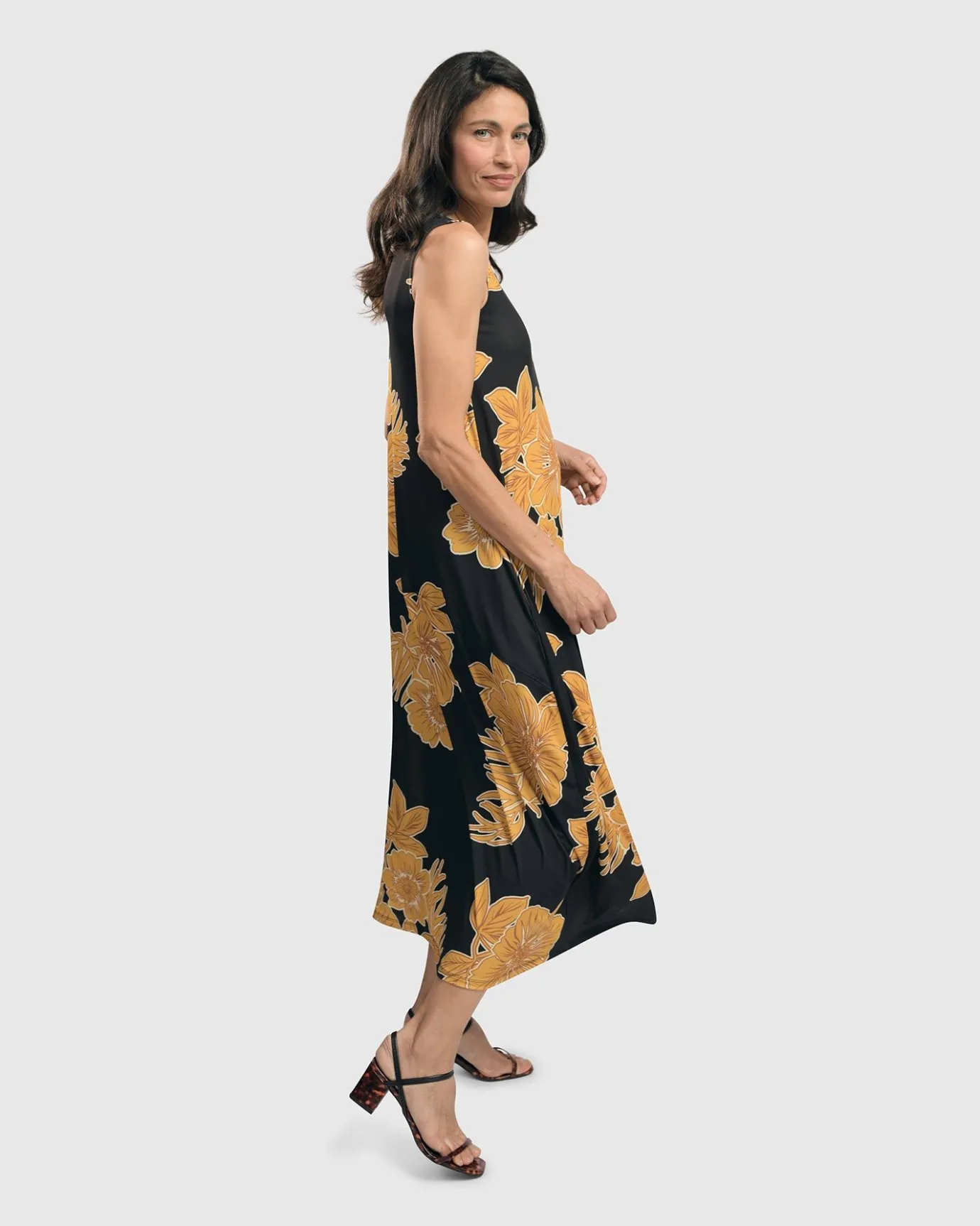 Women Alembika Dresses<Aloha Sleeveless Maxi Dress, Gold