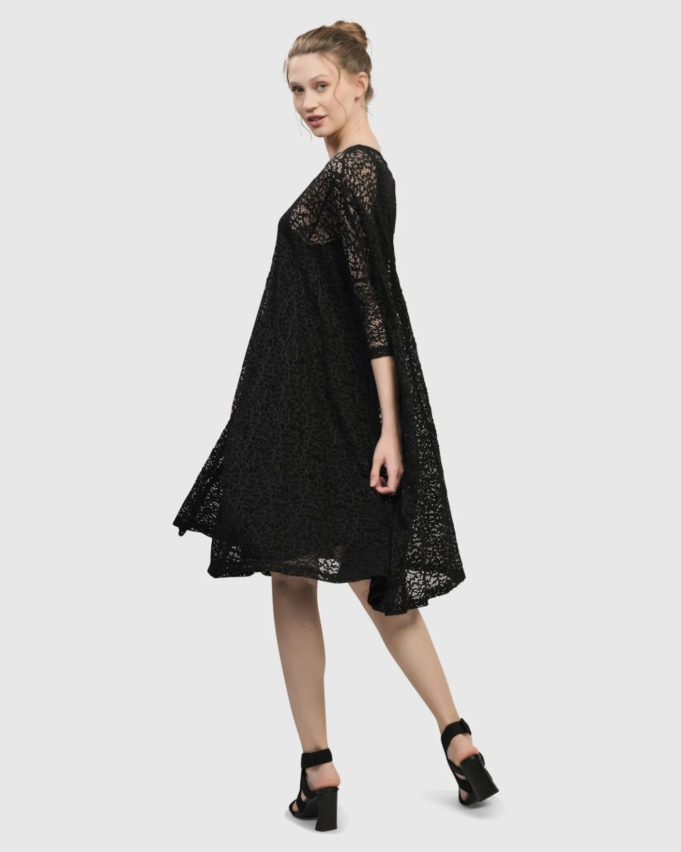 Women Alembika Dresses<Artemis Trapeze Dress, Black