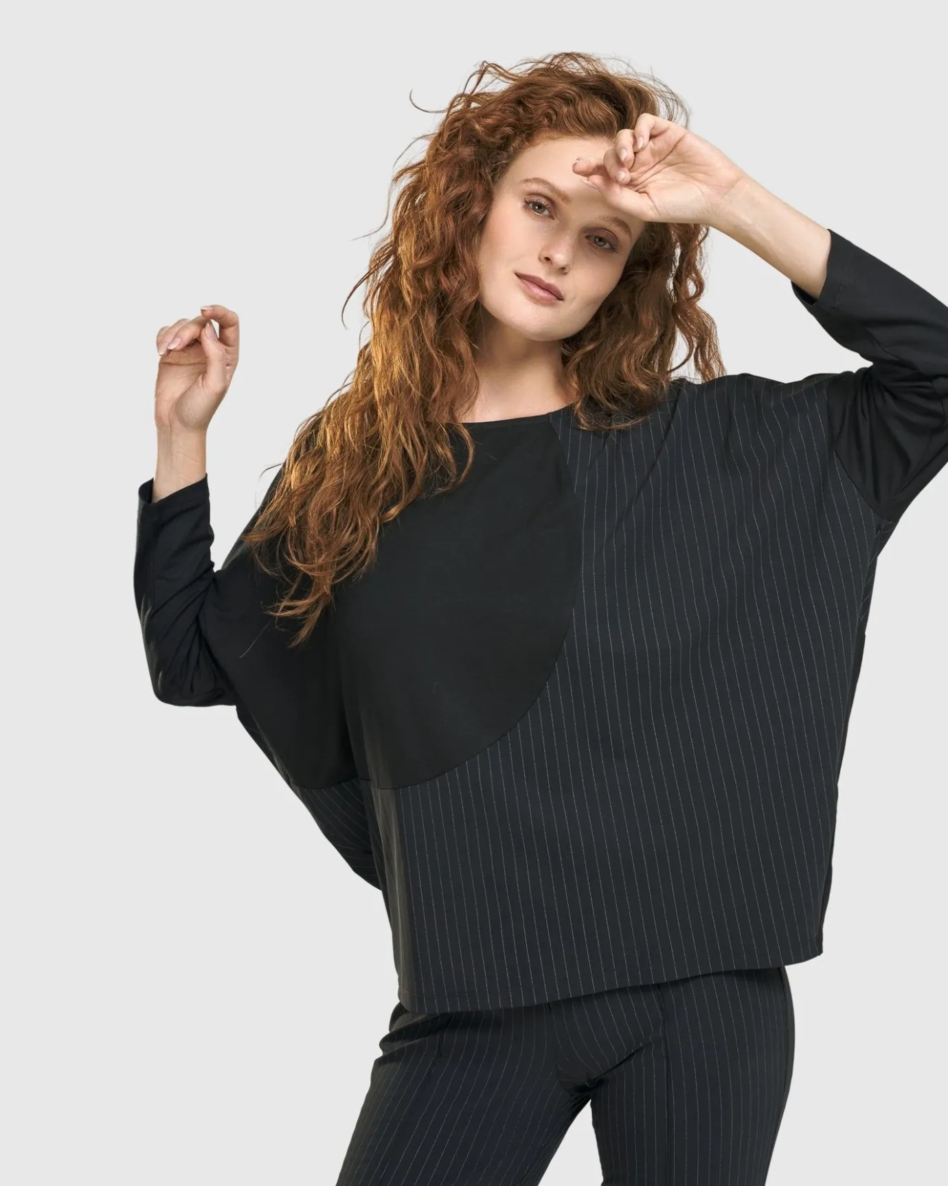 Women Alembika Plus<Audrey Relaxed Top, Pinstripes