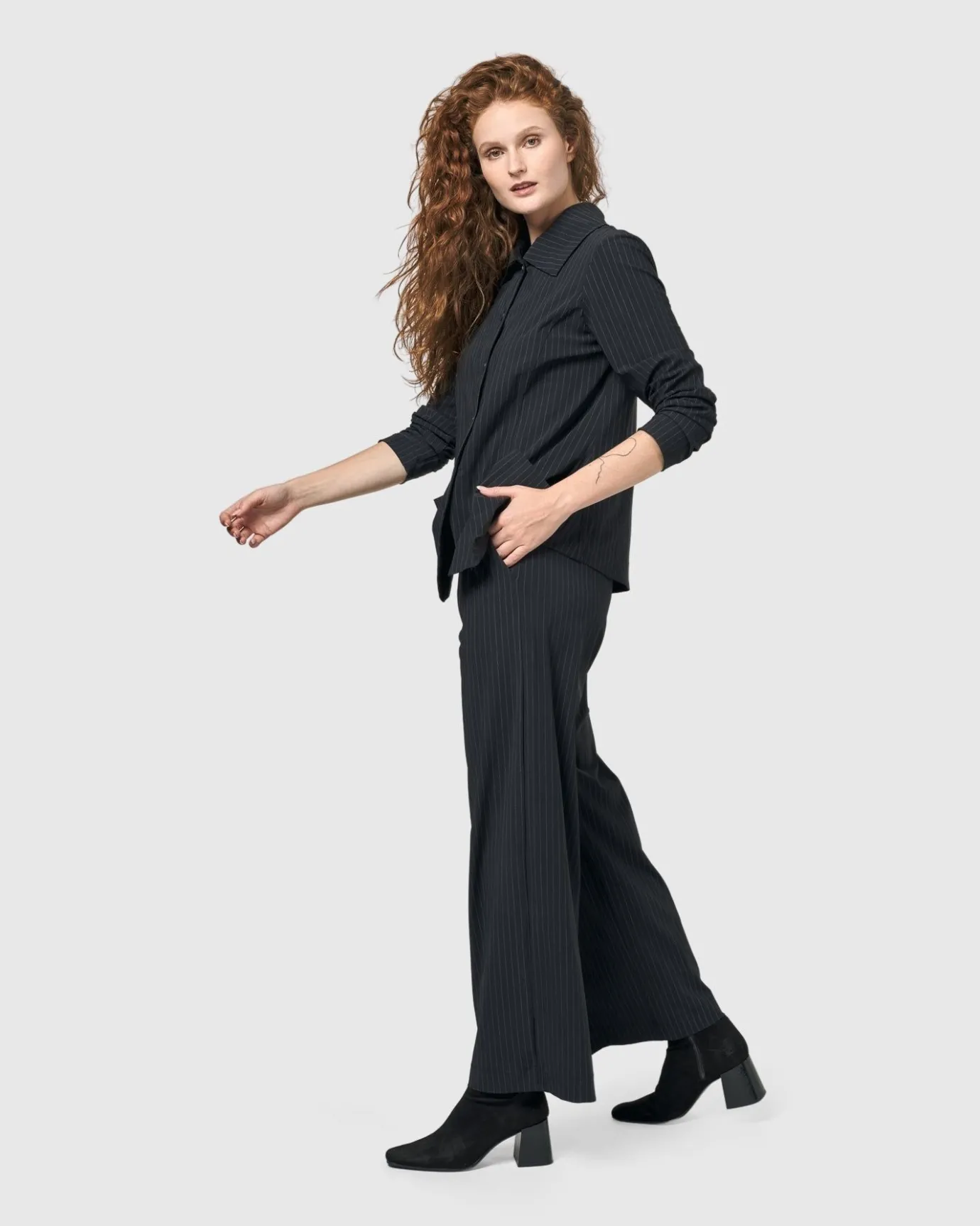Women Alembika Plus<Audrey Shirt Jacket, Pinstripes