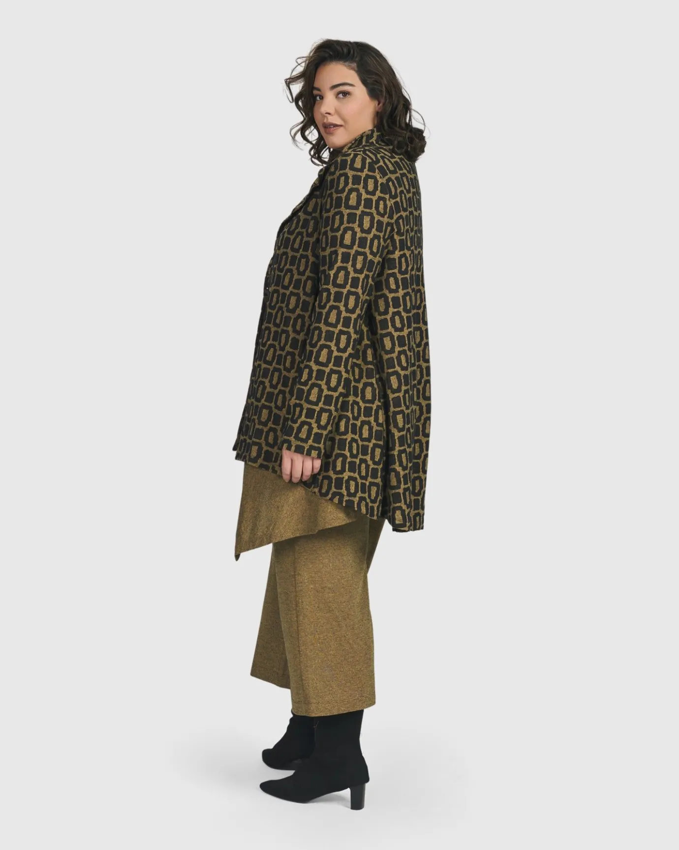 Women Alembika Plus<Boutique Swing Jacket, Ochre