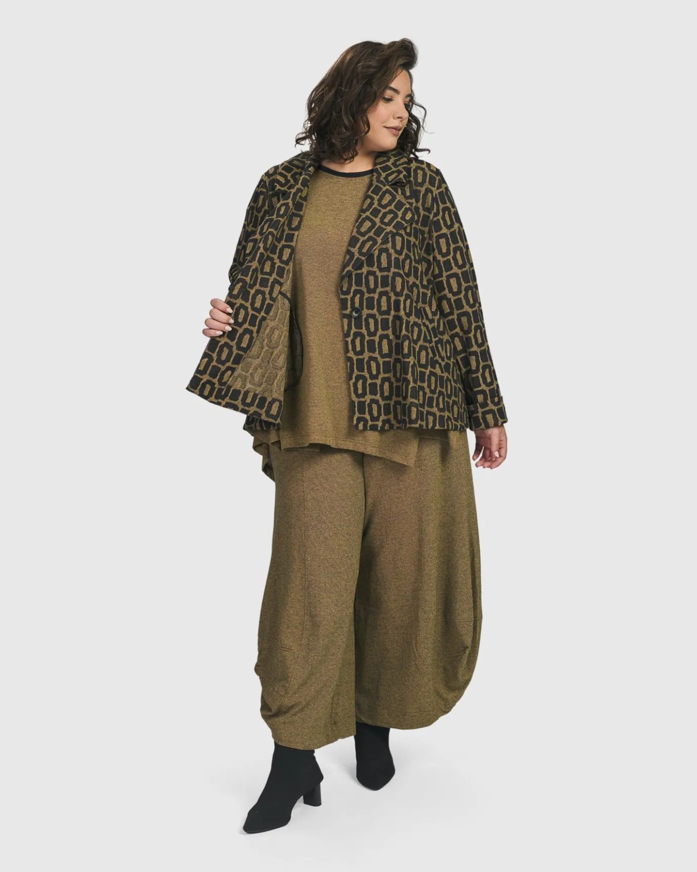 Women Alembika Plus<Boutique Swing Jacket, Ochre