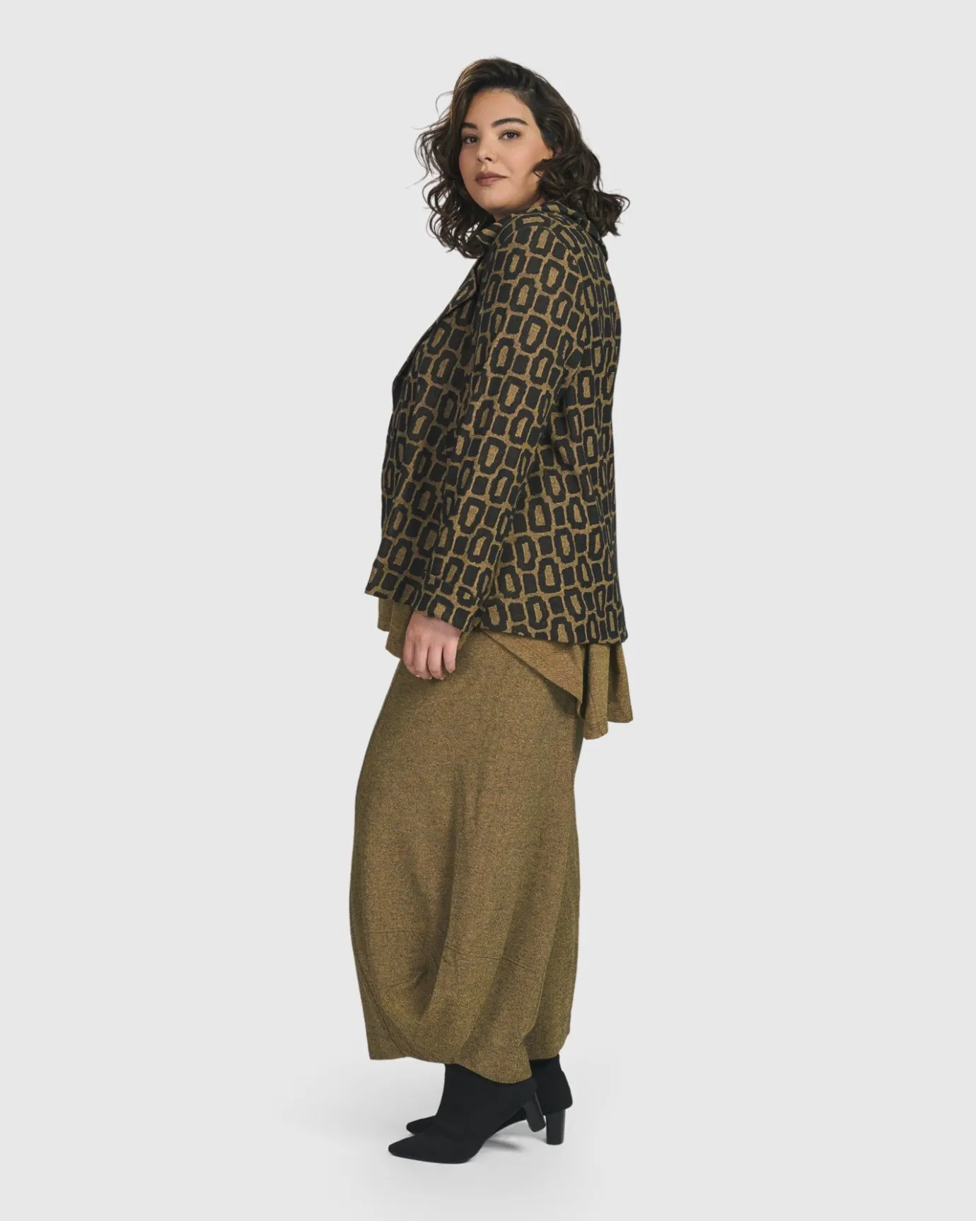 Women Alembika Plus<Boutique Swing Jacket, Ochre