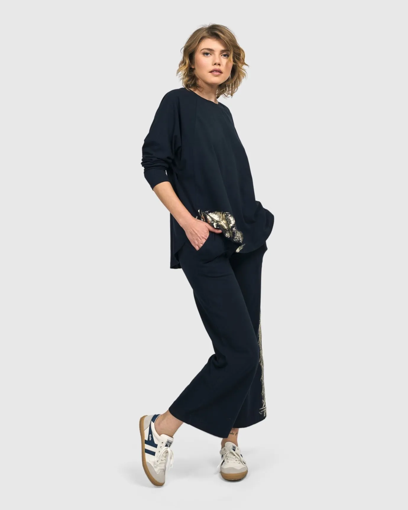 Women Alembika Tops & Tunics<Calumet Relaxed Top, Navy