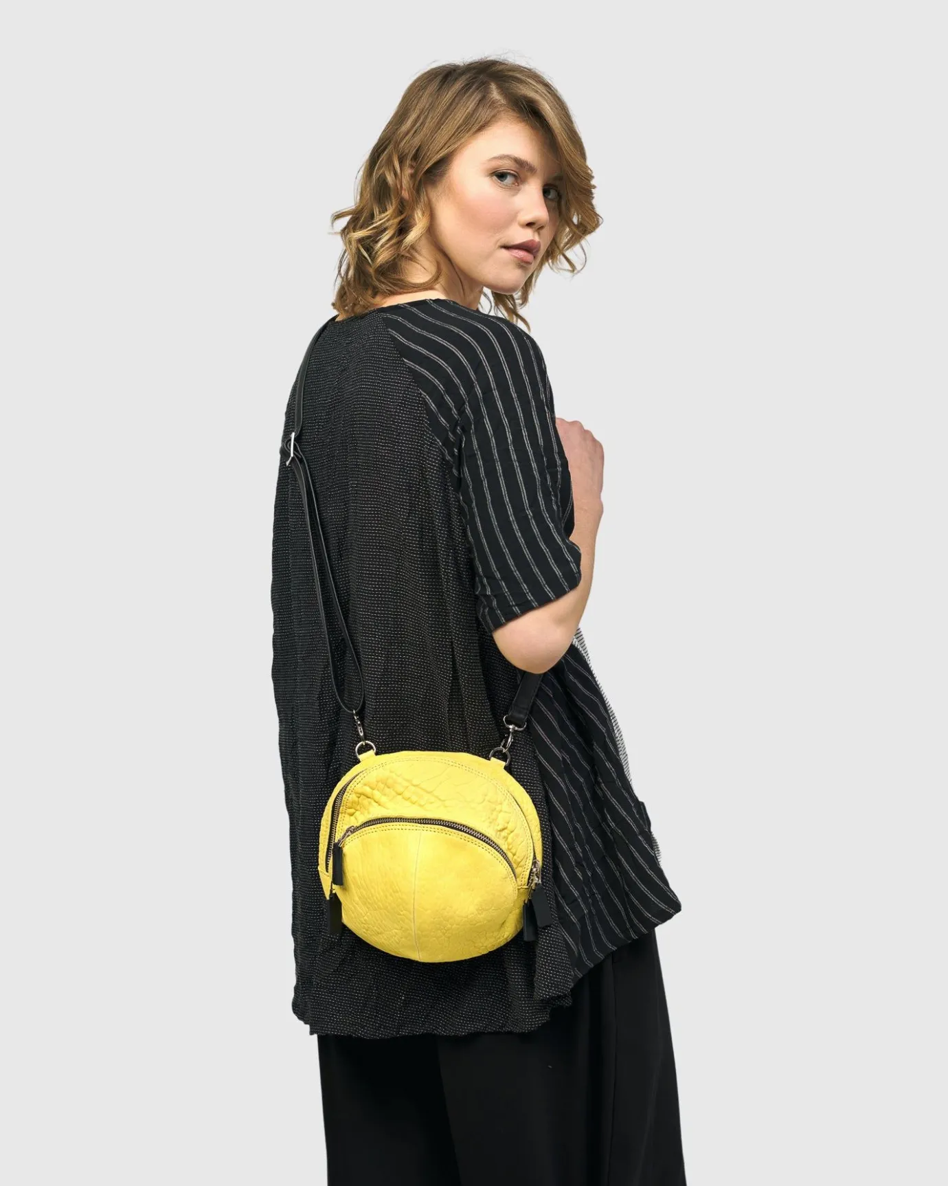 Women Alembika Accessories<Circle Canteen Bag, Yellow