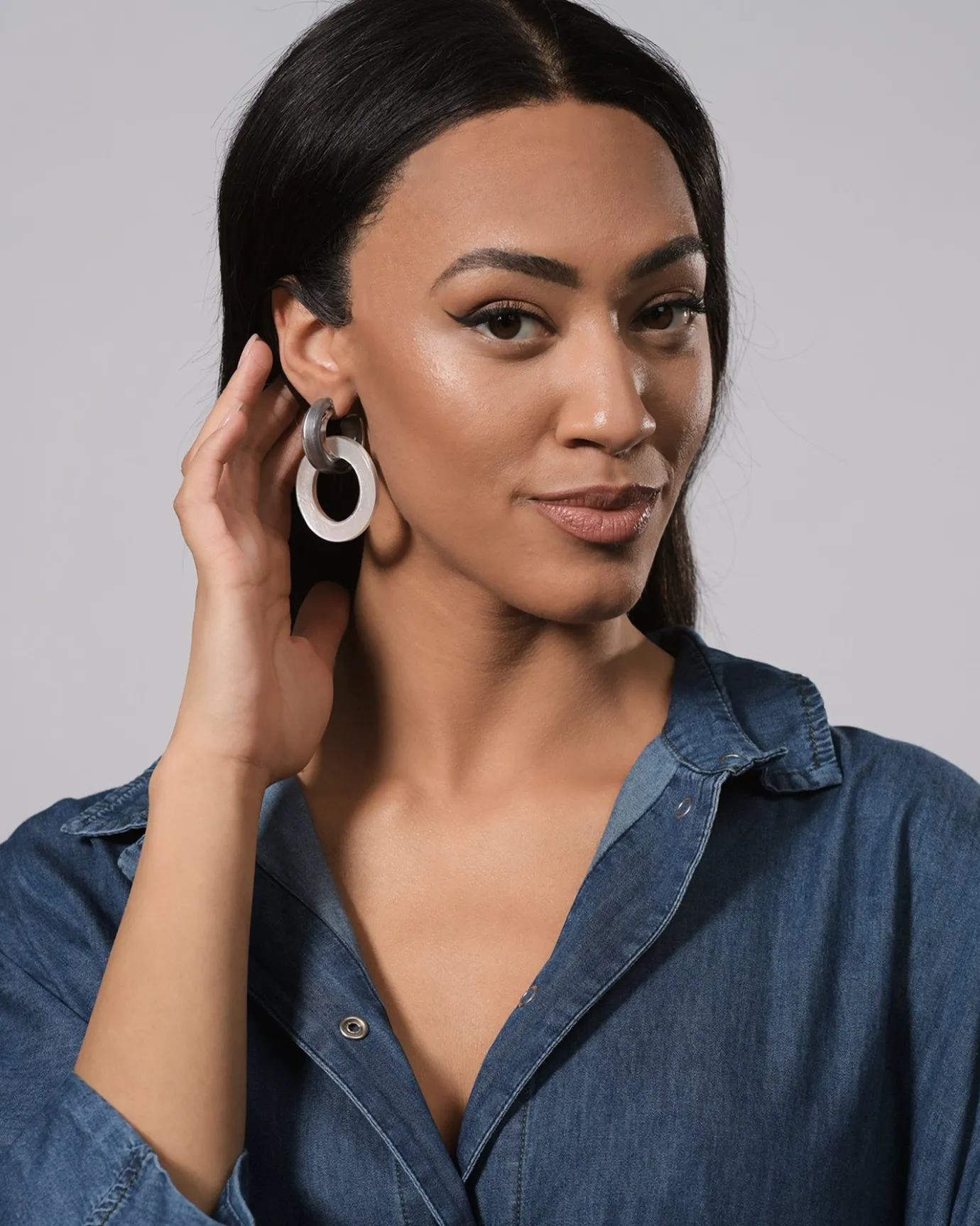 Women Alembika Jewelry<Circle Duet Earrings, Frost