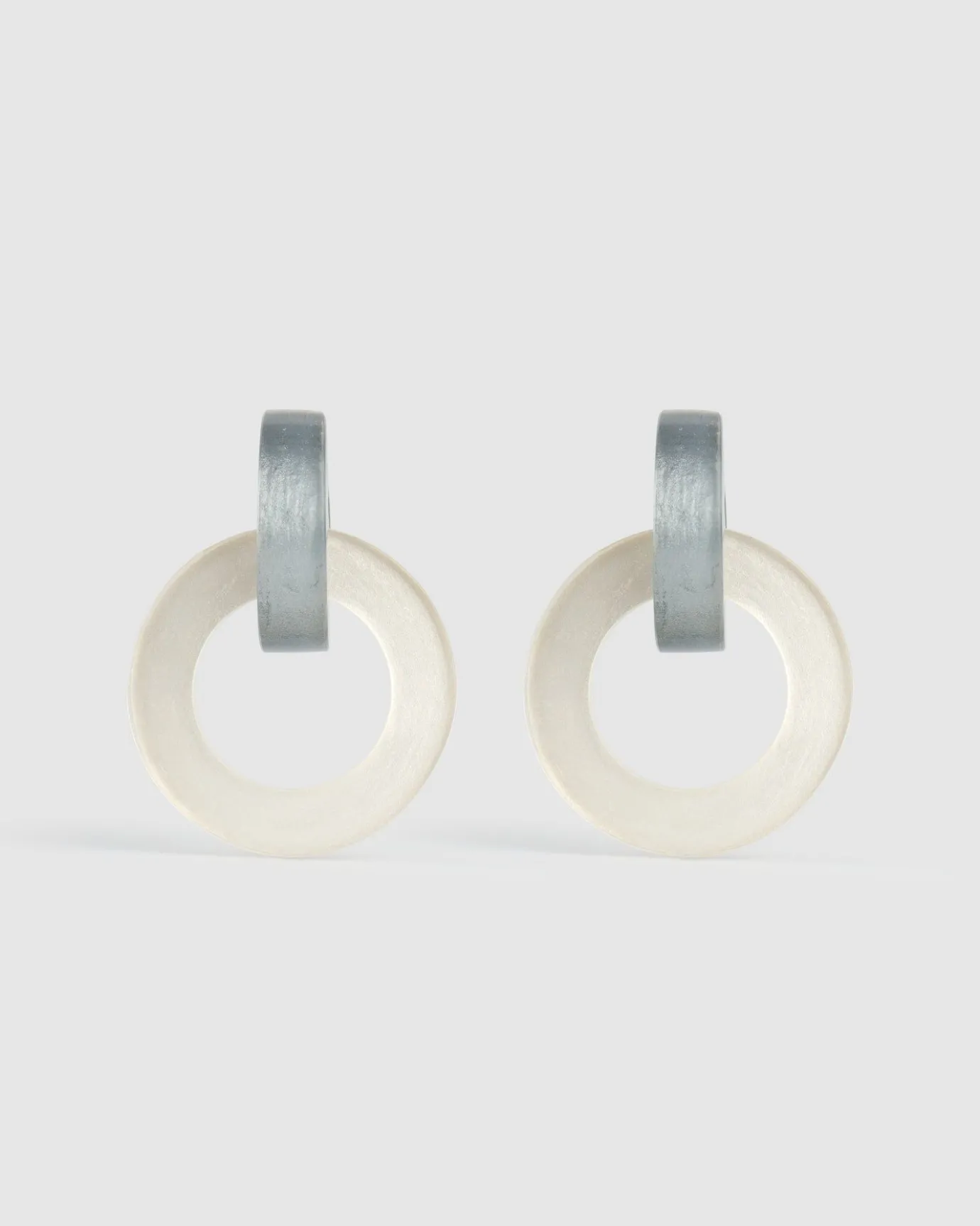Women Alembika Jewelry<Circle Duet Earrings, Frost