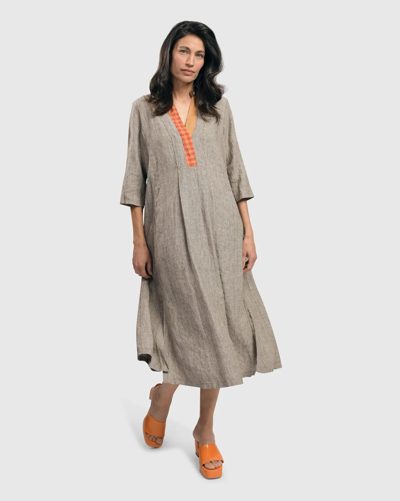 Women Alembika Dresses<Cool Breeze Linen Maxi Dress, Ecru