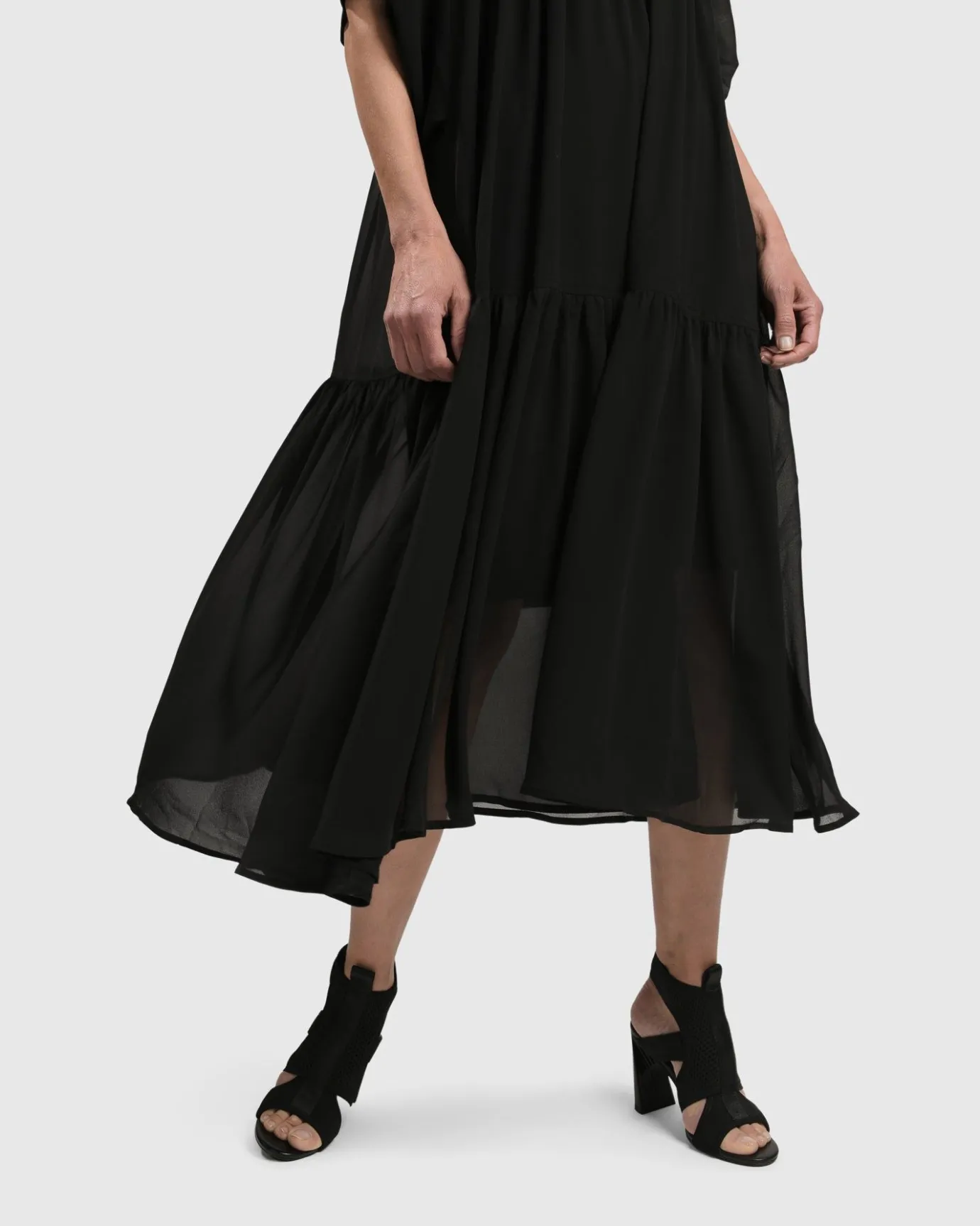Women Alembika Dresses<Cultured Club Maxi Dress, Lace