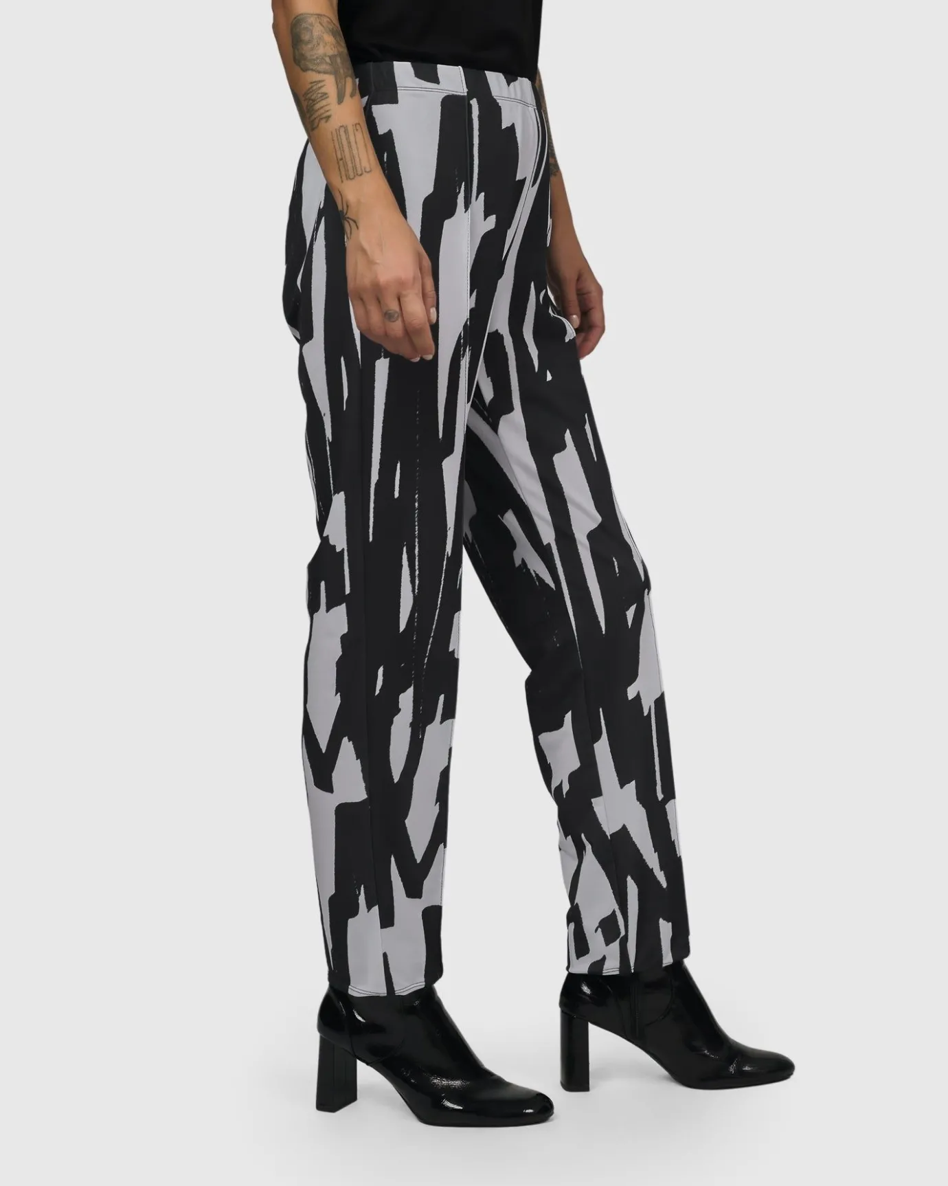Women Alembika Plus<Cyber Slim Leg Pants, Brush