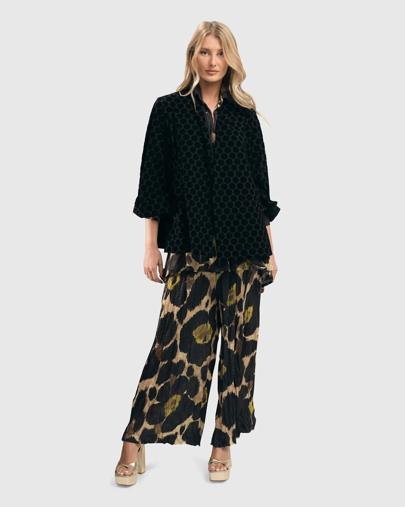 Women Alembika Jackets<Dot Flocked Swing Jacket, Black