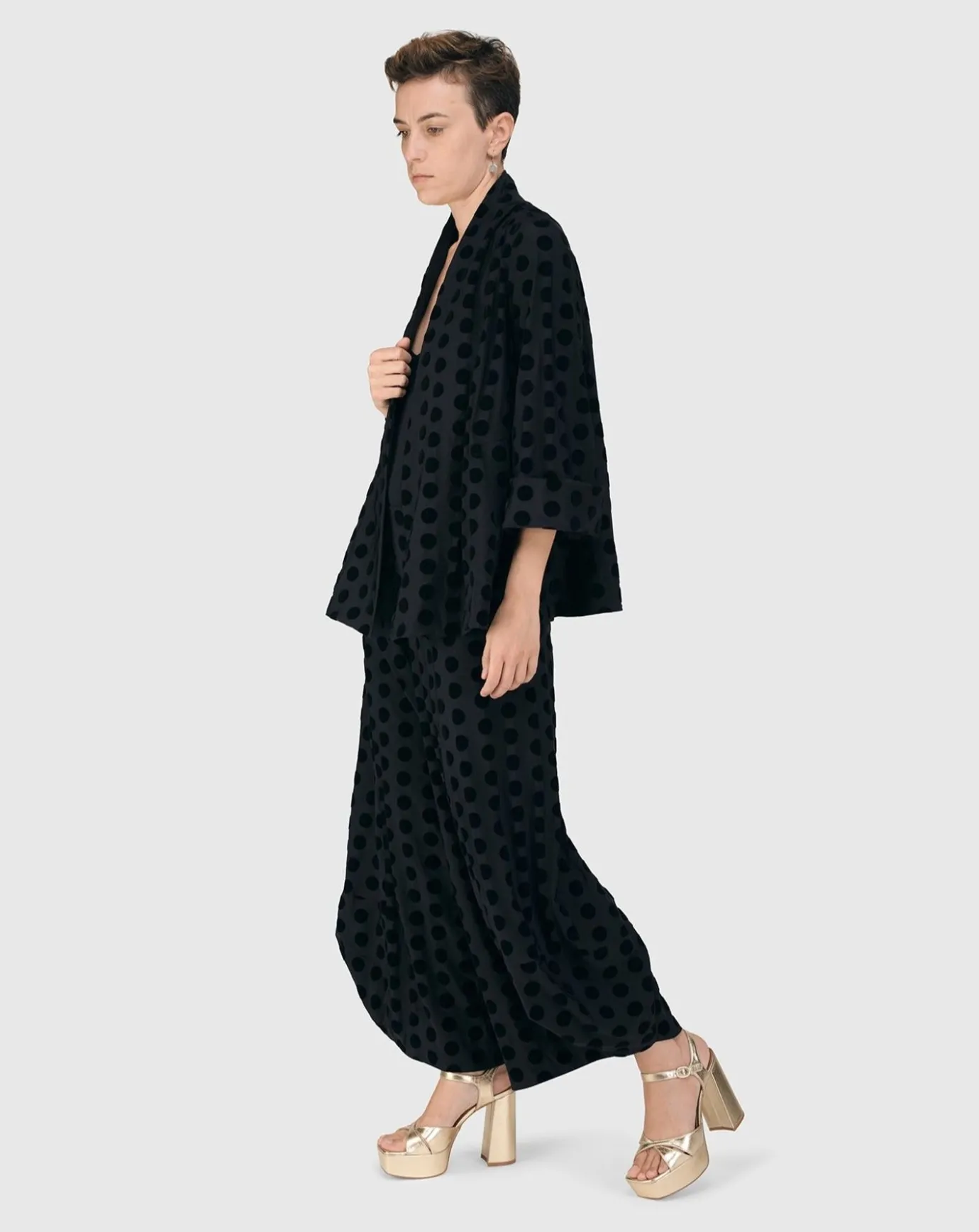 Women Alembika Jackets<Dot Flocked Swing Jacket, Black