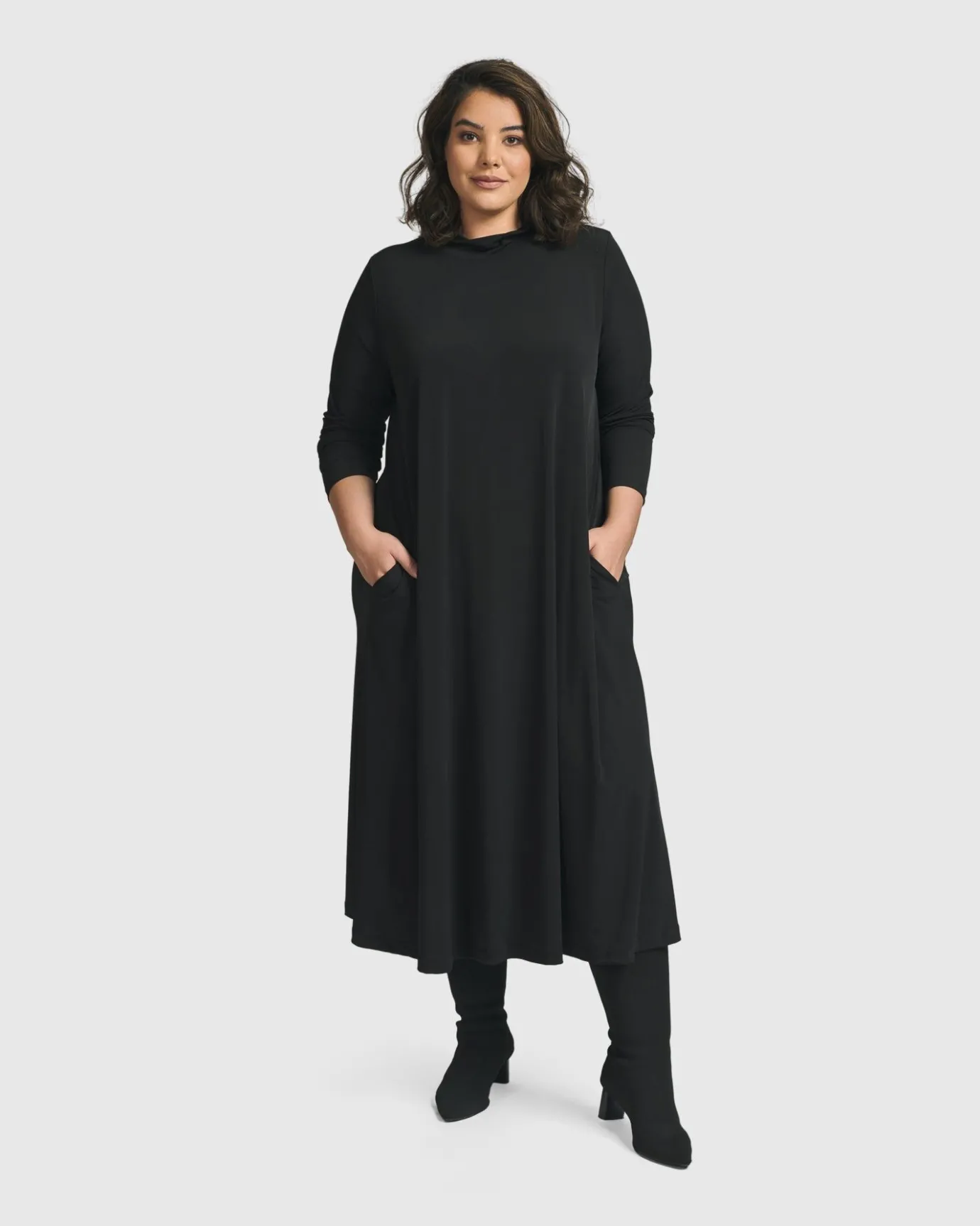 Women Alembika Plus<Essential A Line Dress, Black