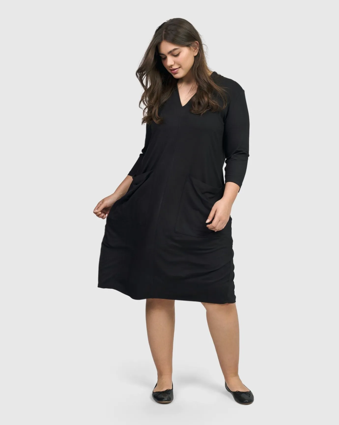 Women Alembika Plus<Essential Cargo Dress, Black