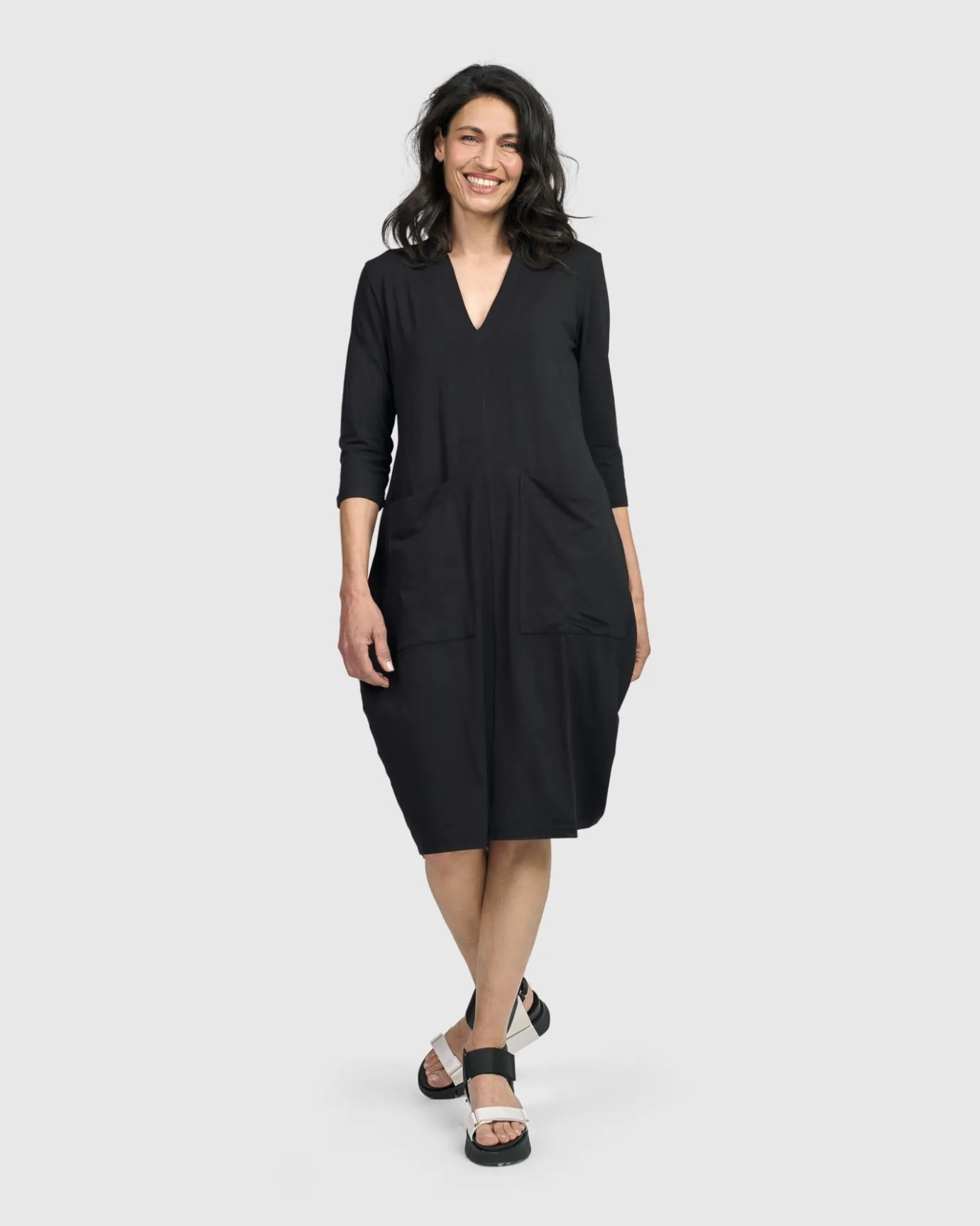Women Alembika Plus<Essential Cargo Dress, Black