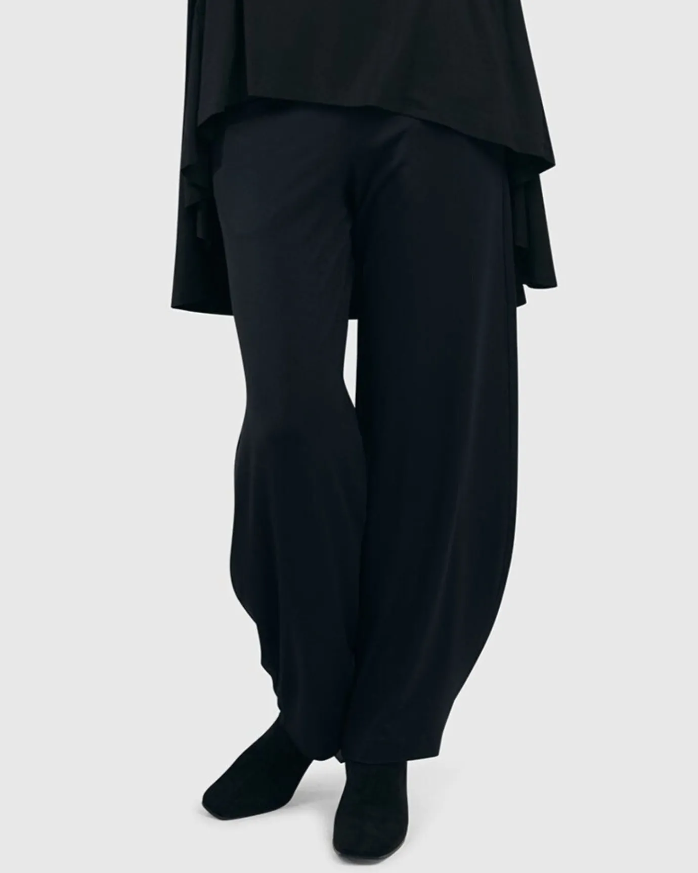Women Alembika Pants & Skirts<Essential Flow Pants, Black