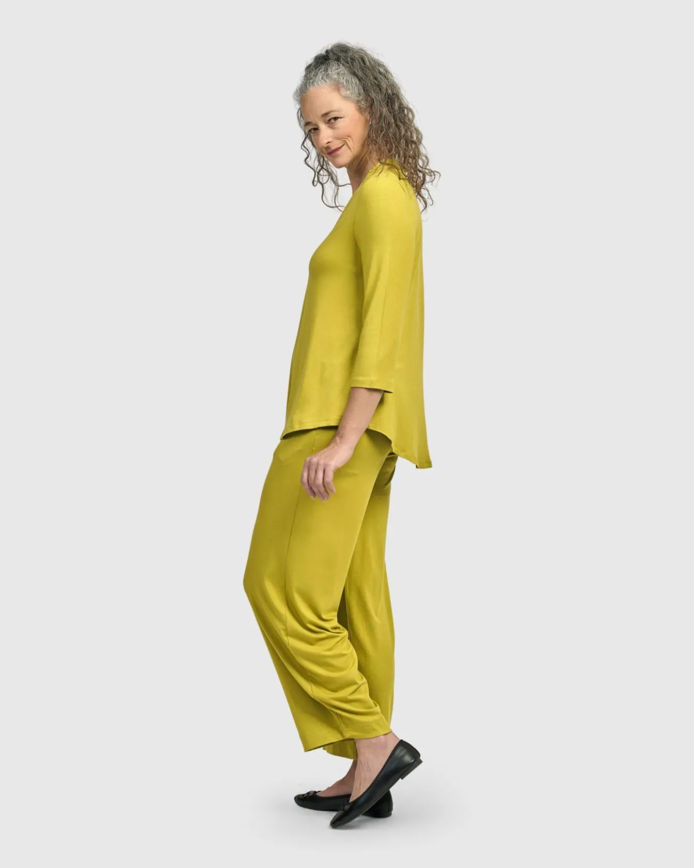 Women Alembika Pants & Skirts<Essential Flow Pants, Lime