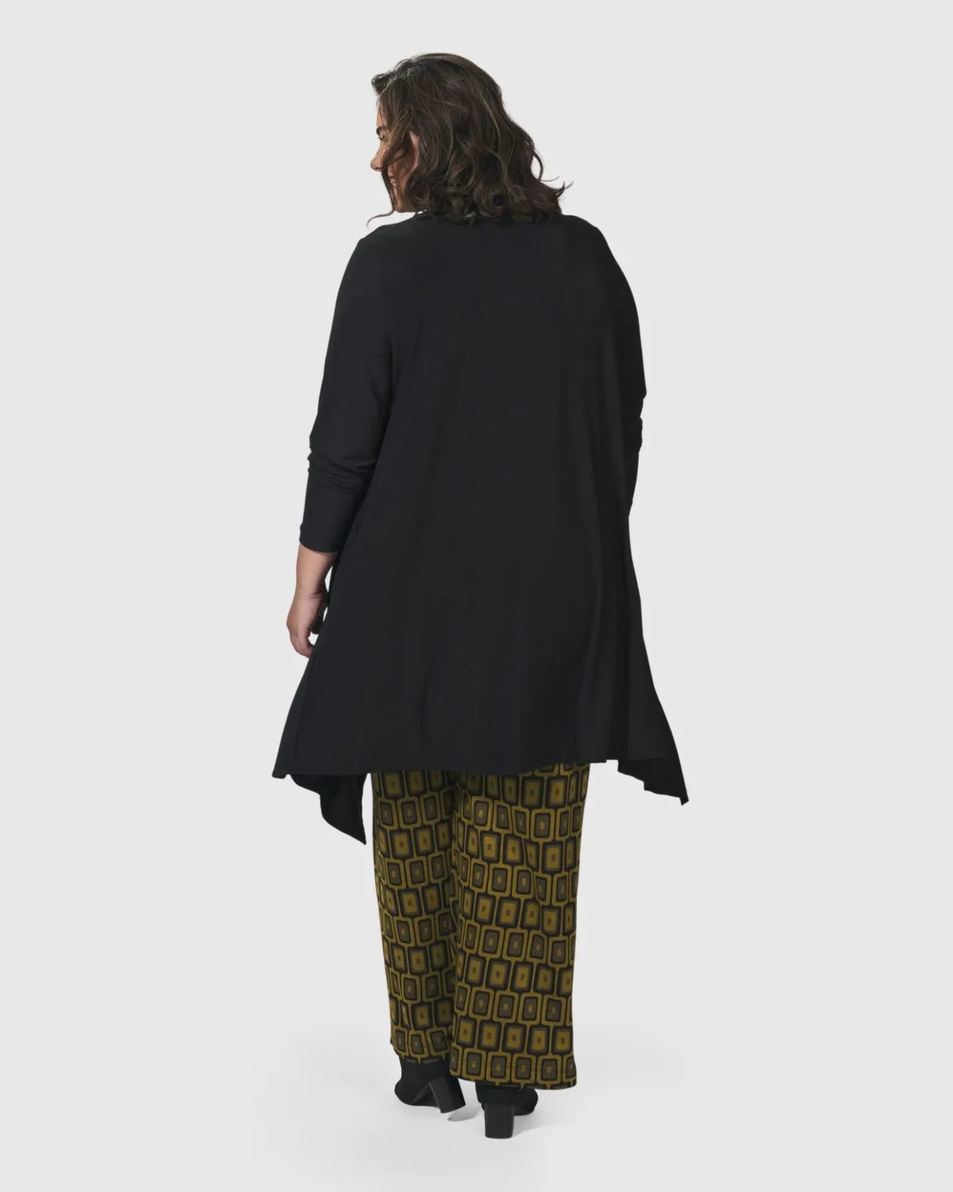 Women Alembika Tops & Tunics<Essential Hi-Lo Button Down Top, Black