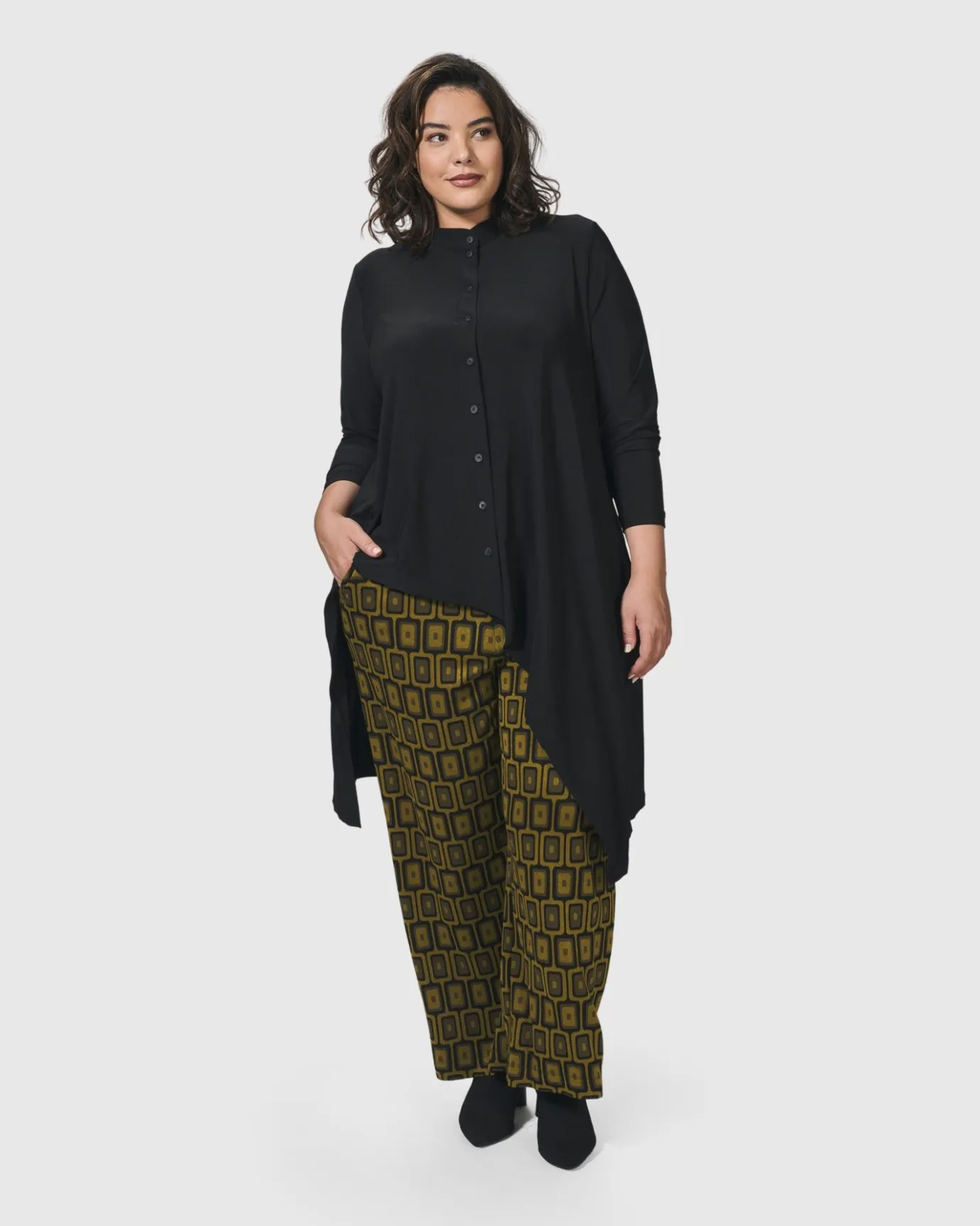 Women Alembika Tops & Tunics<Essential Hi-Lo Button Down Top, Black
