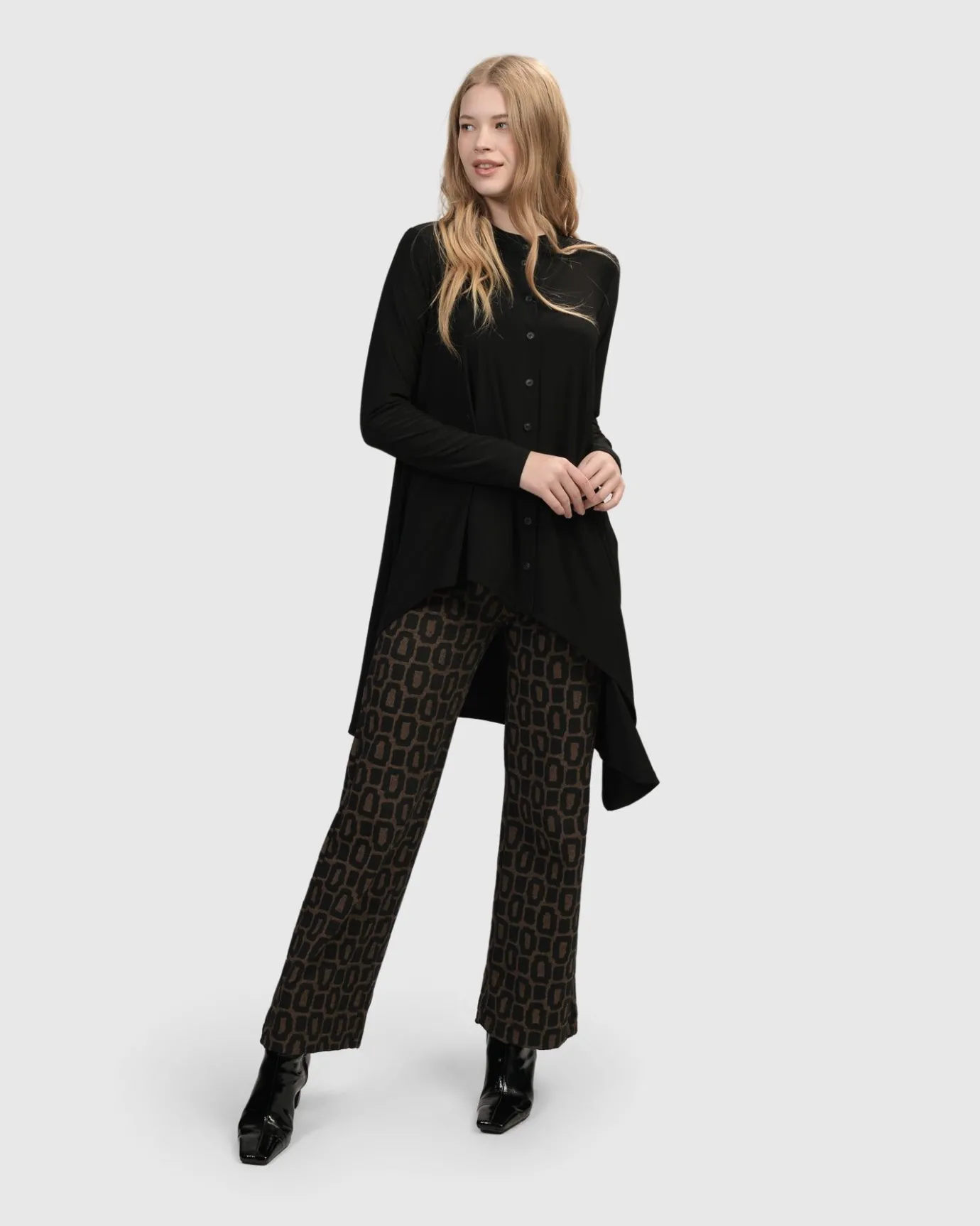 Women Alembika Plus<Essential Hi-Lo Button Down Top, Black