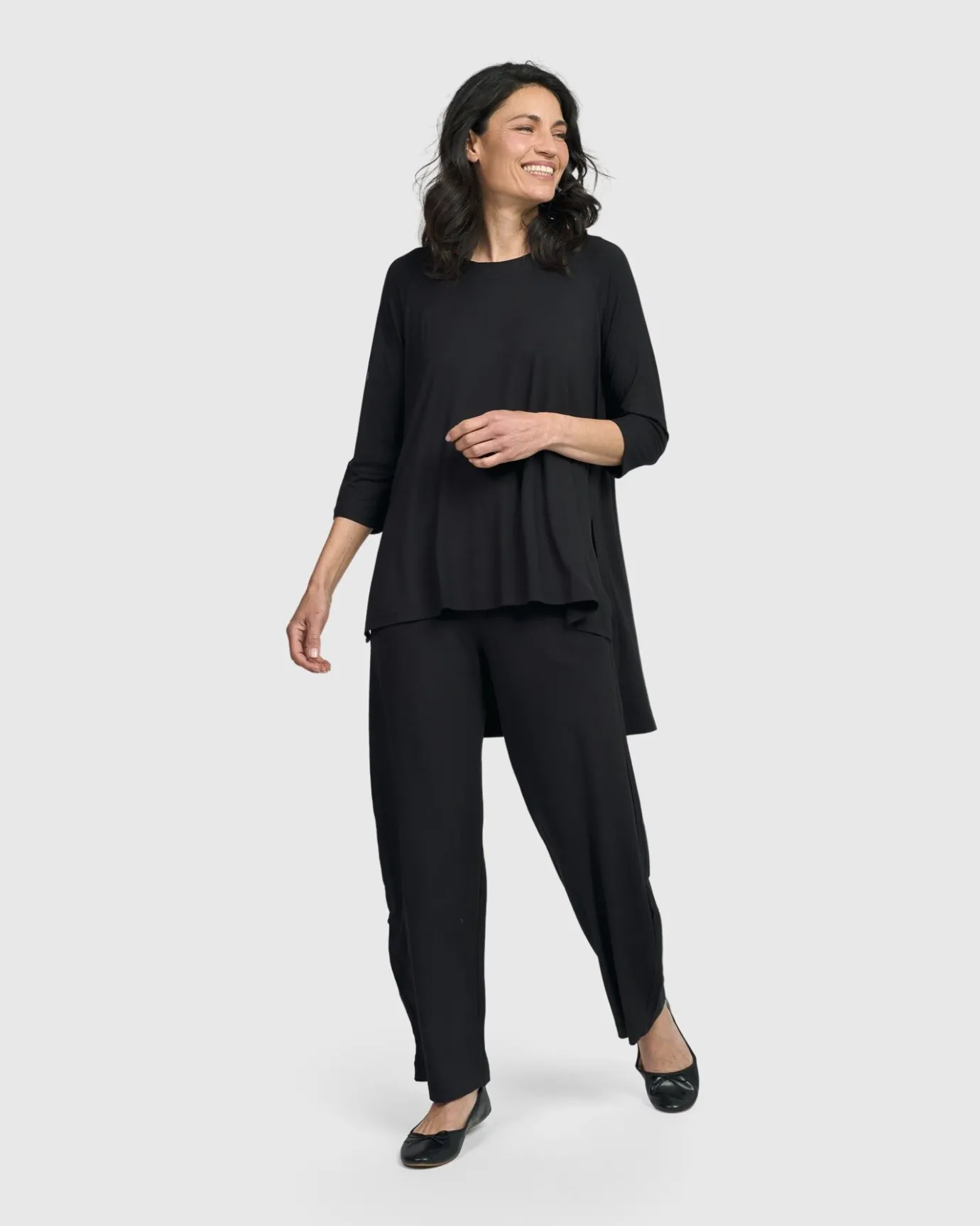 Women Alembika Plus<Essential Hi-Lo Top, Black