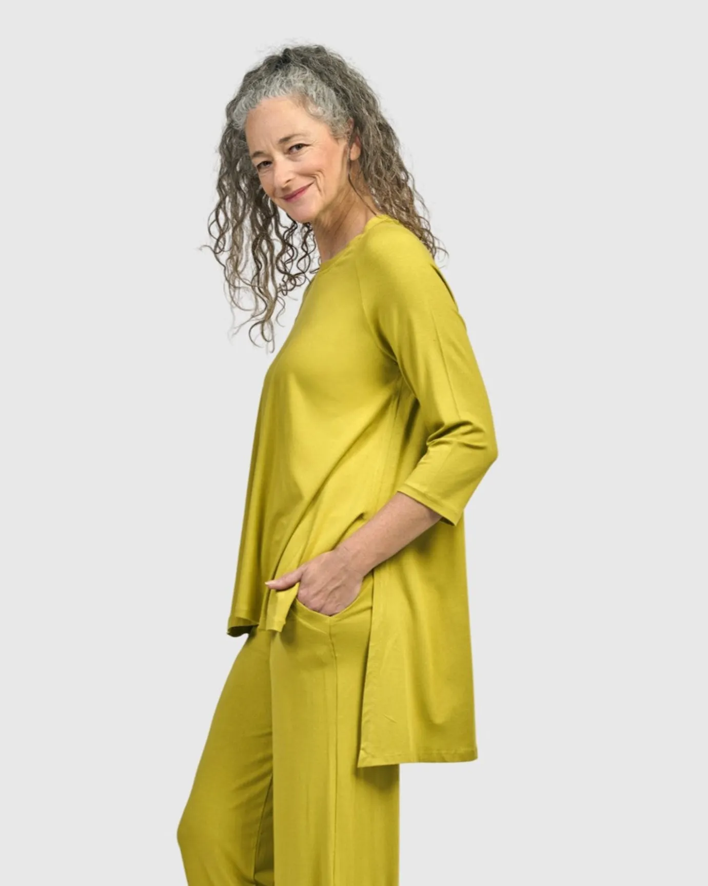 Women Alembika Tops & Tunics<Essential Hi-Lo Top, Lime