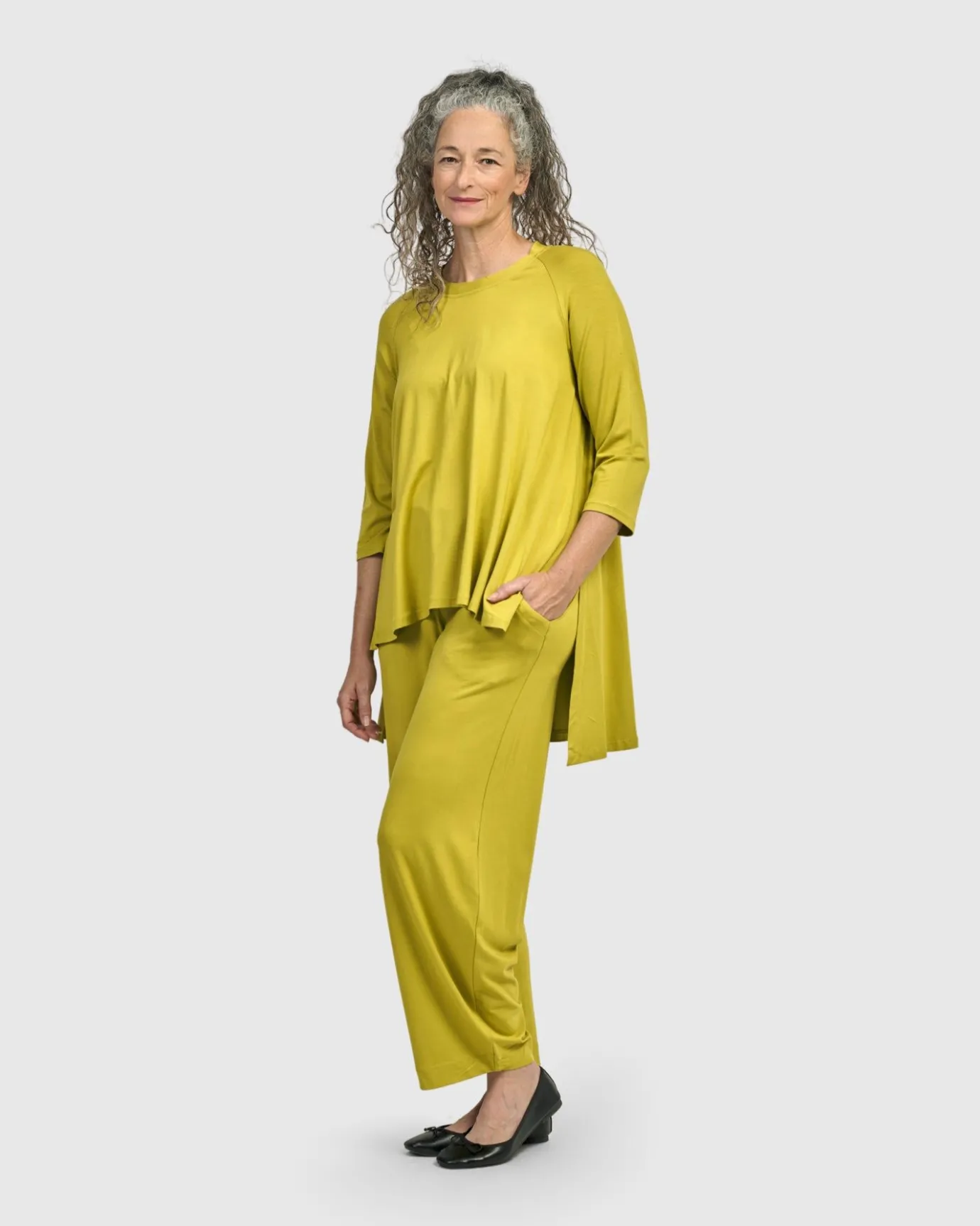 Women Alembika Tops & Tunics<Essential Hi-Lo Top, Lime
