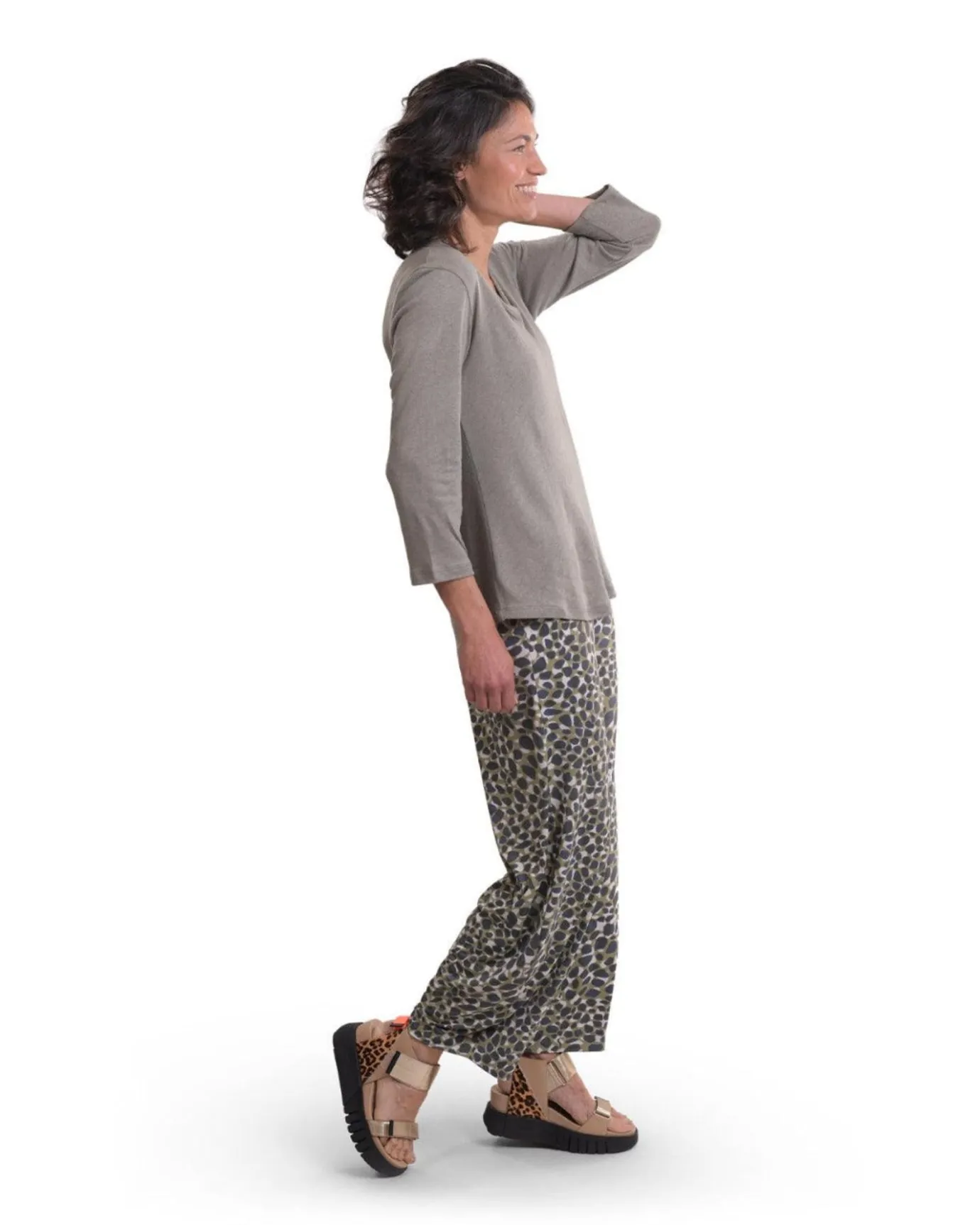 Women Alembika Plus<Essential Linen V-Neck Top, Sage