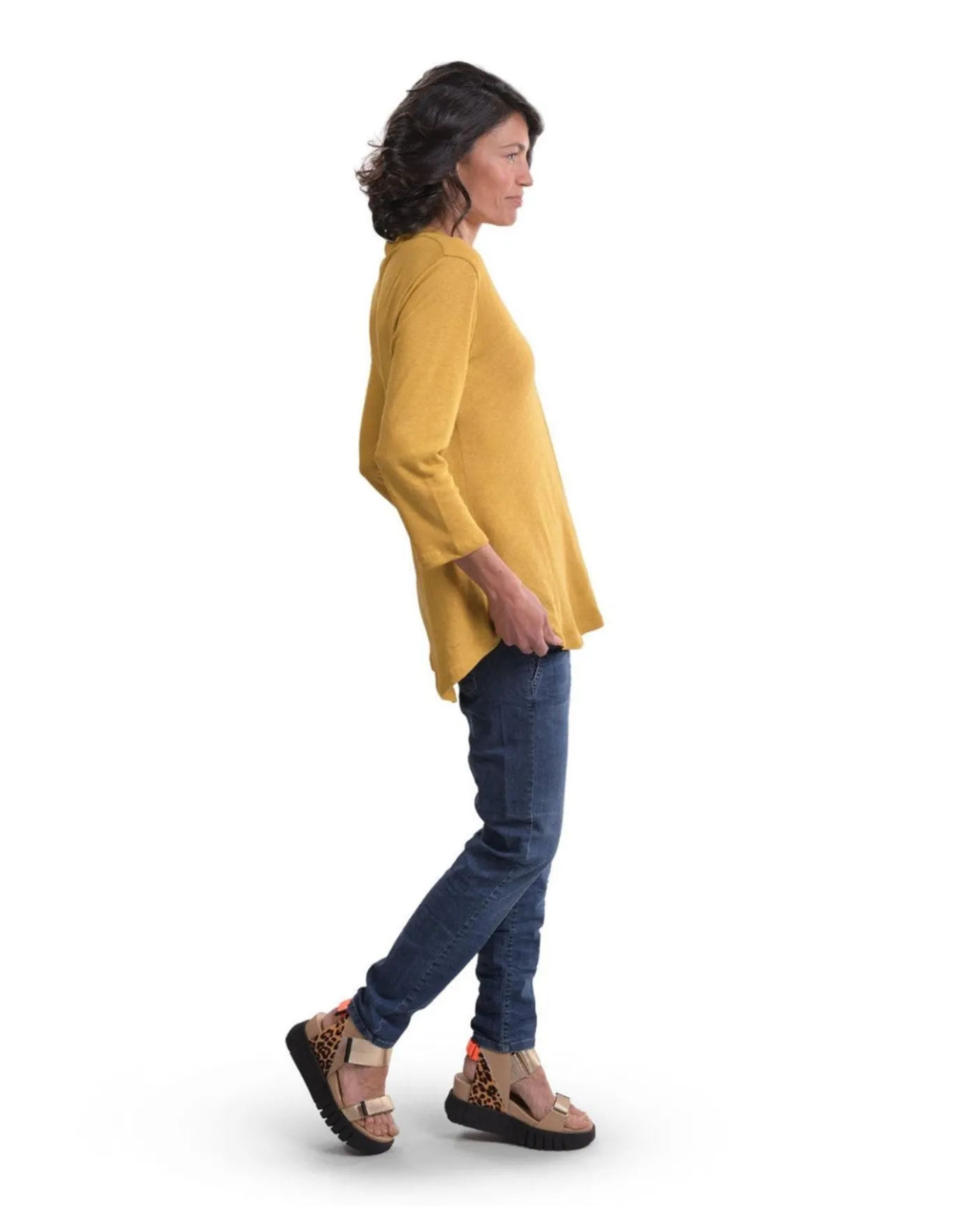 Women Alembika Plus<Essential Linen V-Neck Top, Yellow