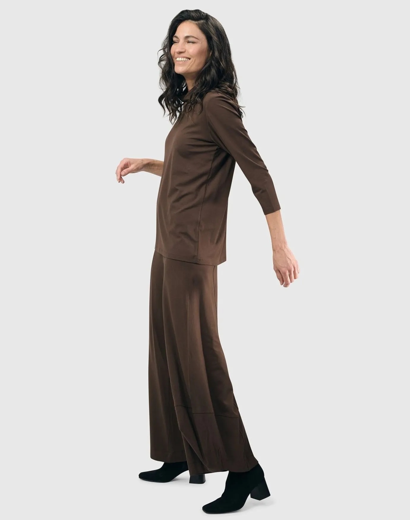 Women Alembika Plus<Essential Mockneck Top, Coffee