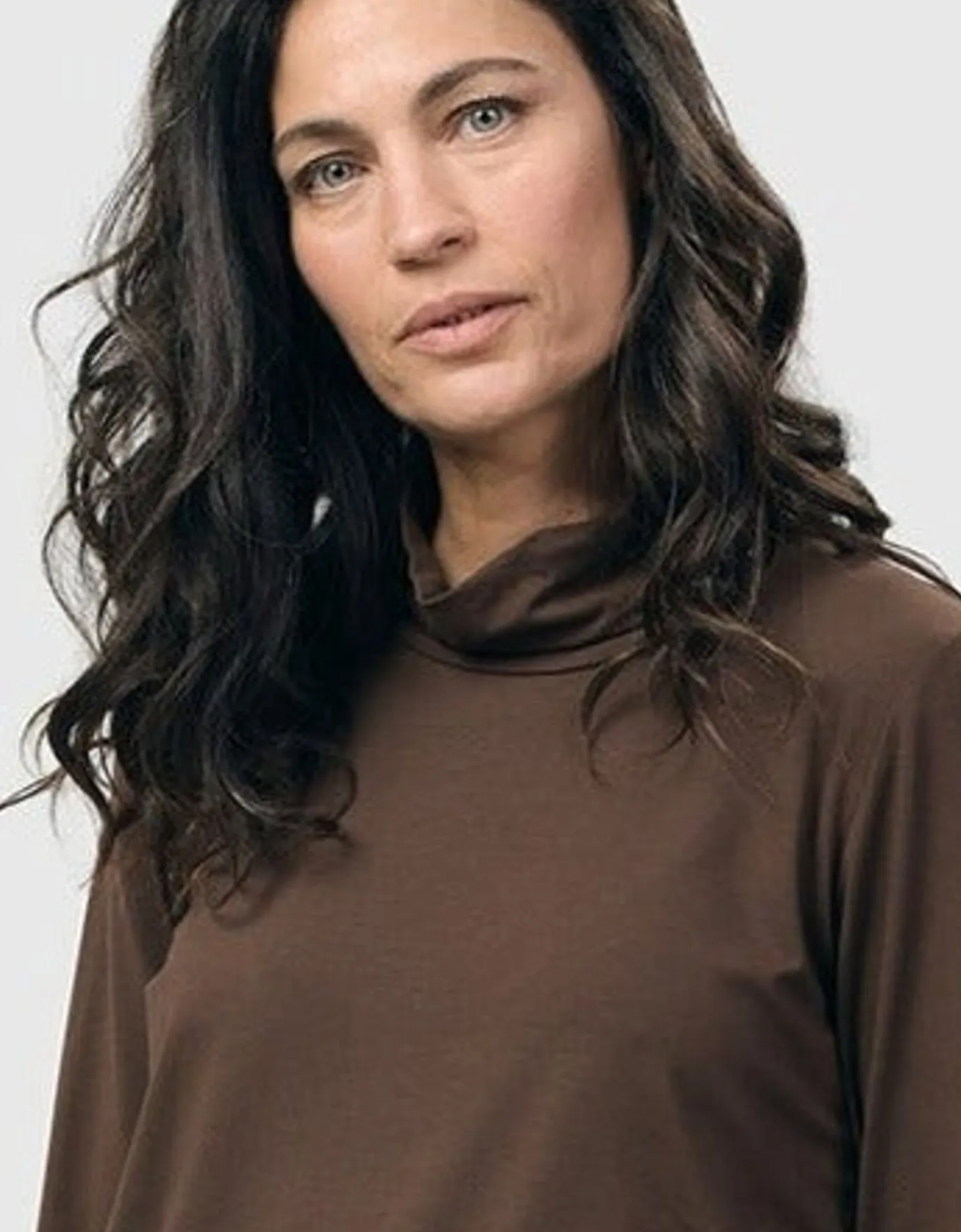 Women Alembika Plus<Essential Mockneck Top, Coffee