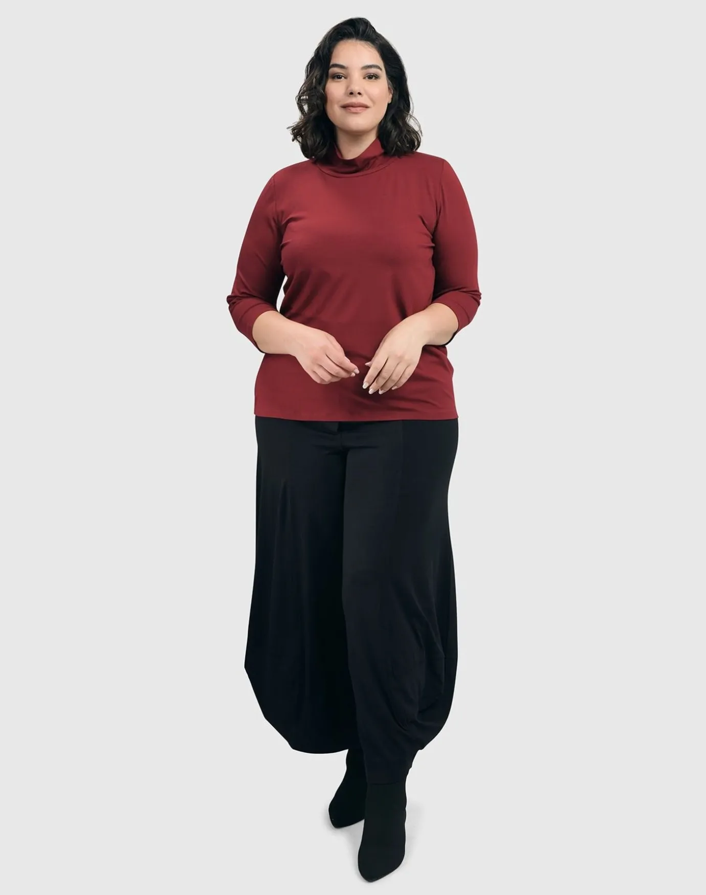 Women Alembika Plus<Essential Mockneck Top, Plum