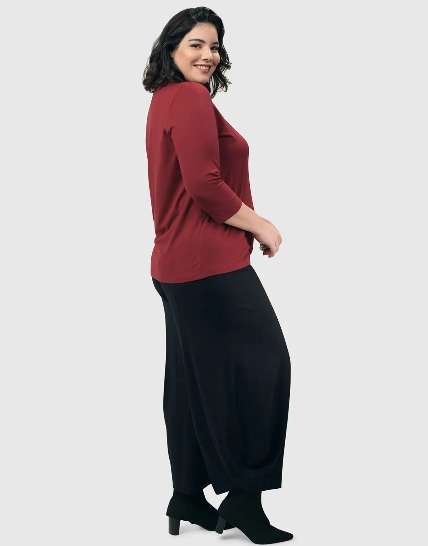 Women Alembika Plus<Essential Mockneck Top, Plum