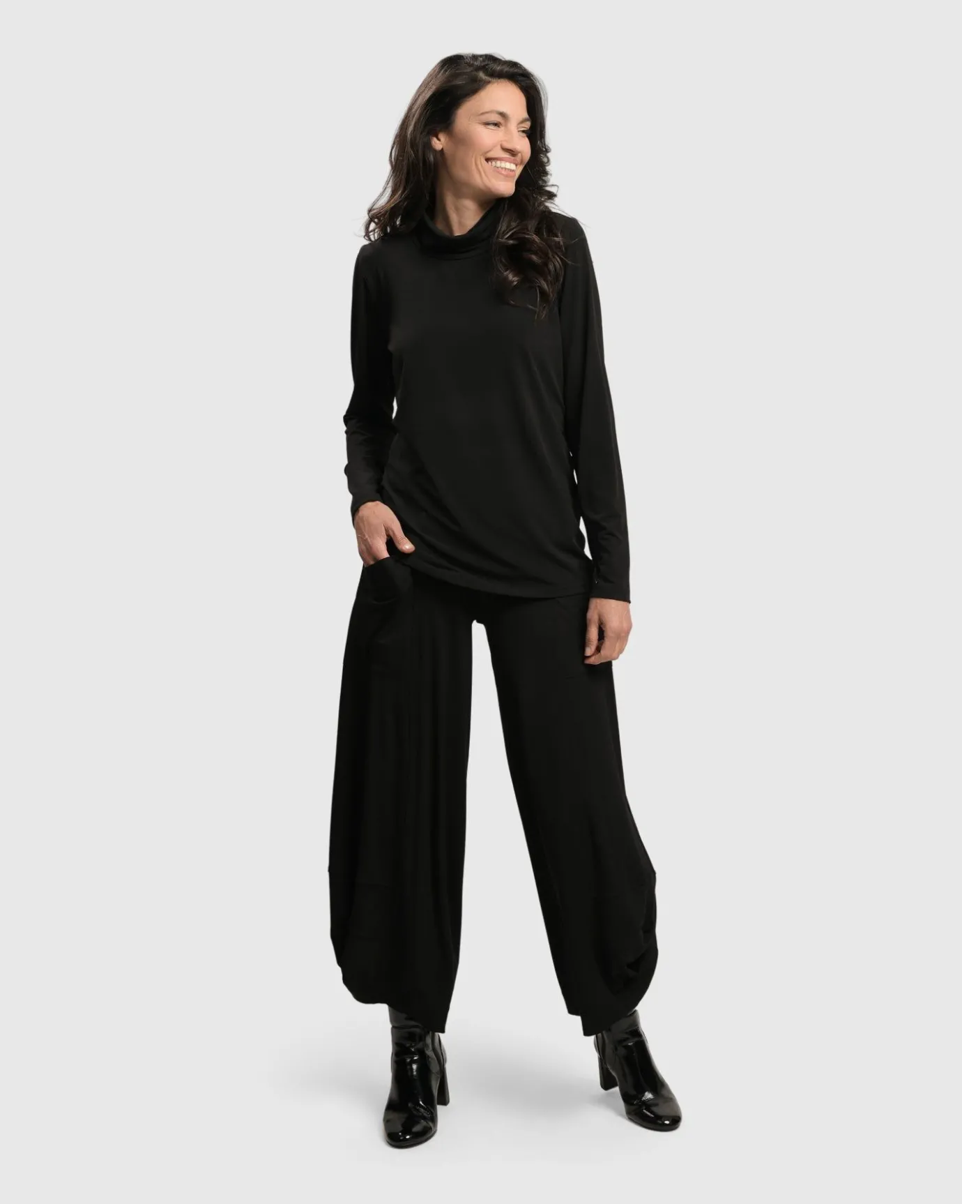 Women Alembika Plus<Essential Punto Pockets Pants, Black