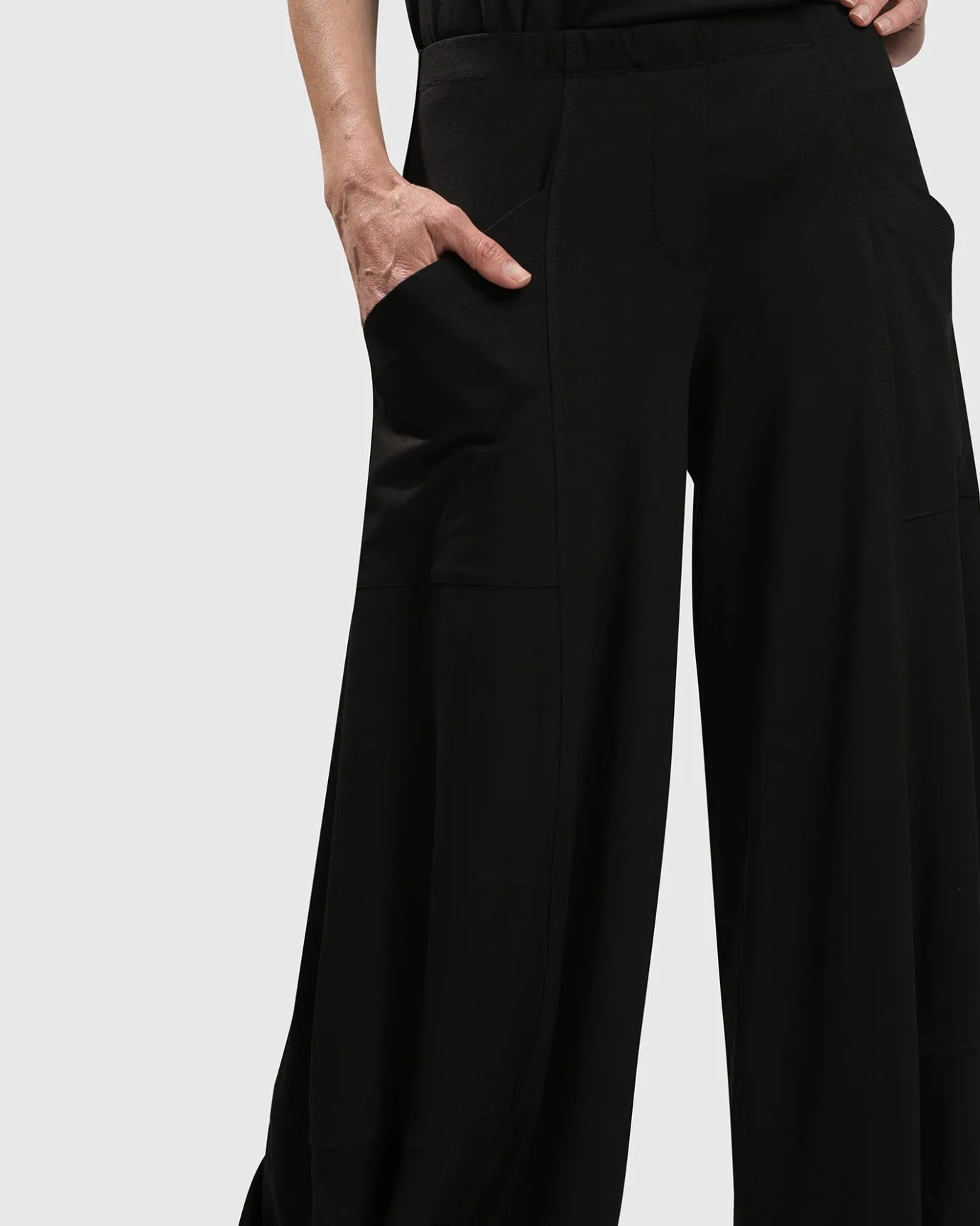 Women Alembika Plus<Essential Punto Pockets Pants, Black