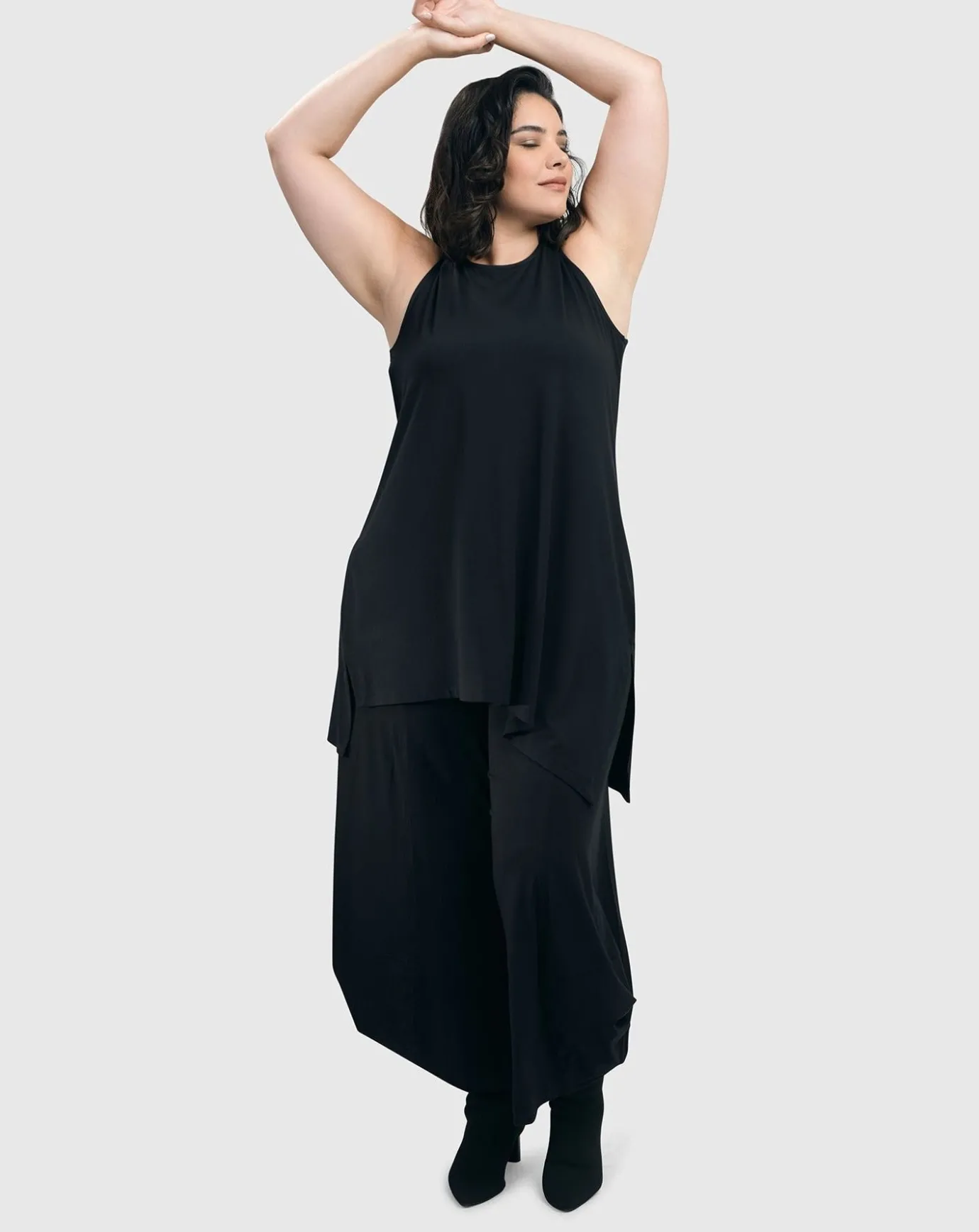 Women Alembika Tops & Tunics<Essential Sleeveless Tunic Top, Black