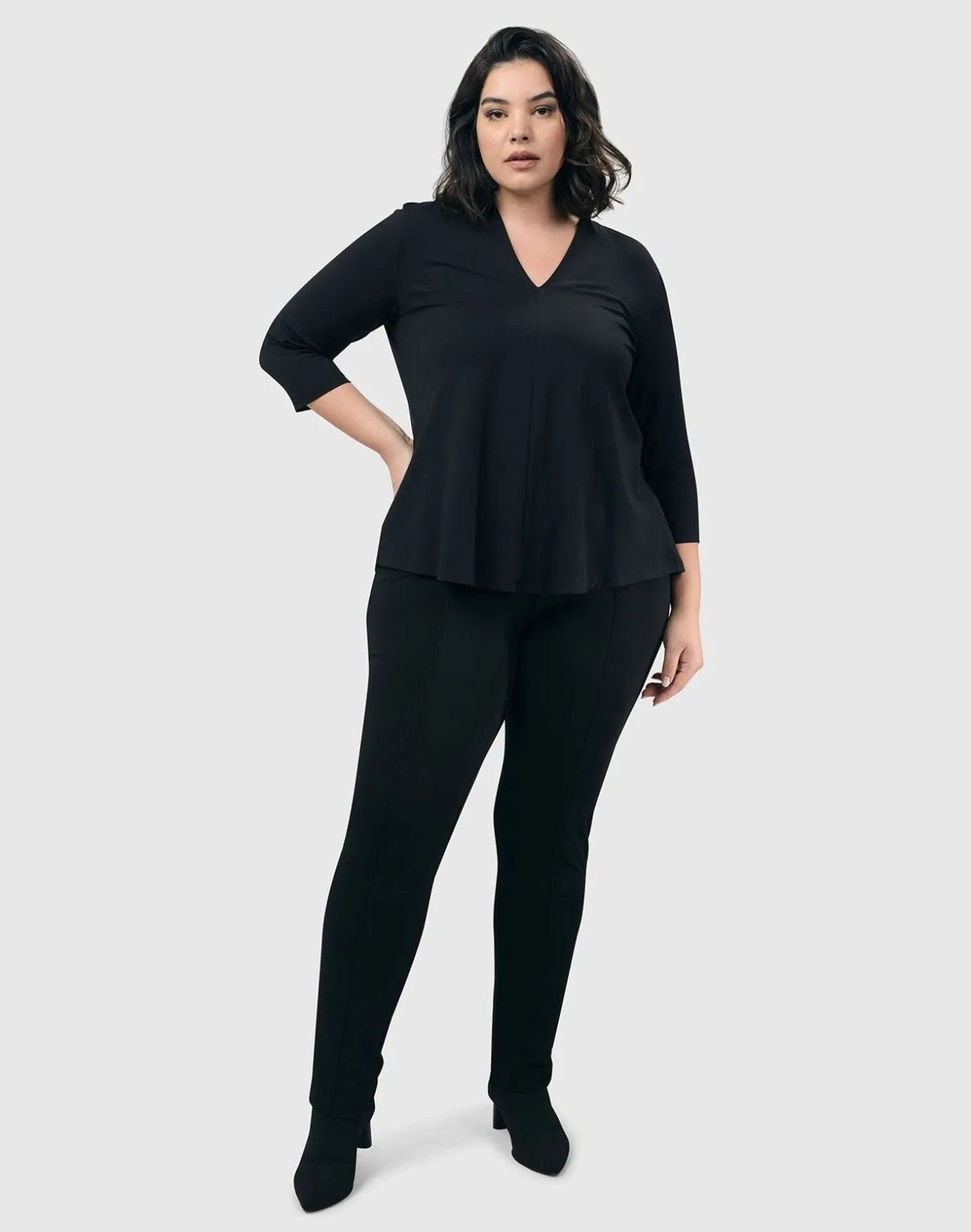 Women Alembika Pants & Skirts<Essential Slim Pants, Black