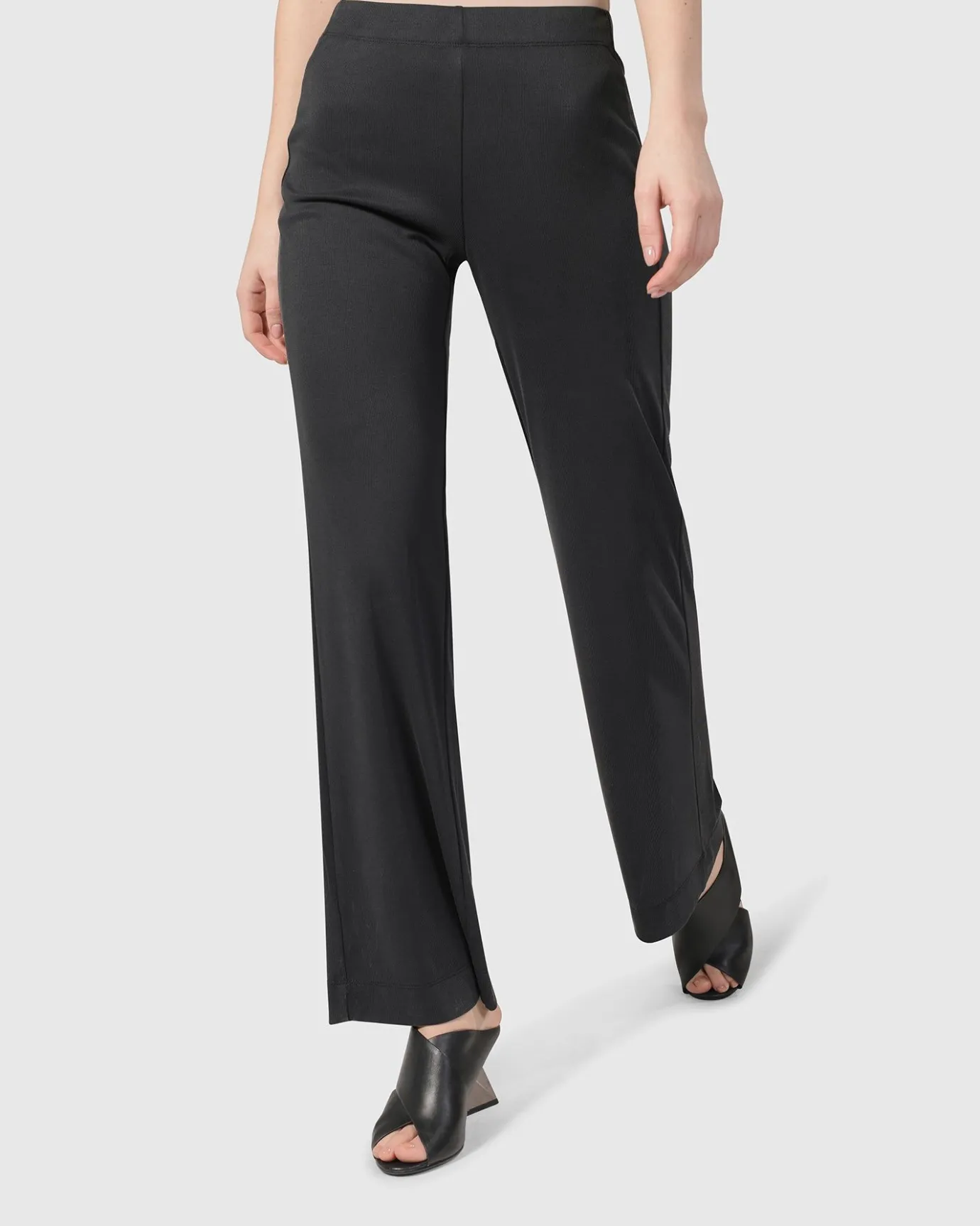 Women Alembika Plus<Essential Straight Leg Pants, Charcoal