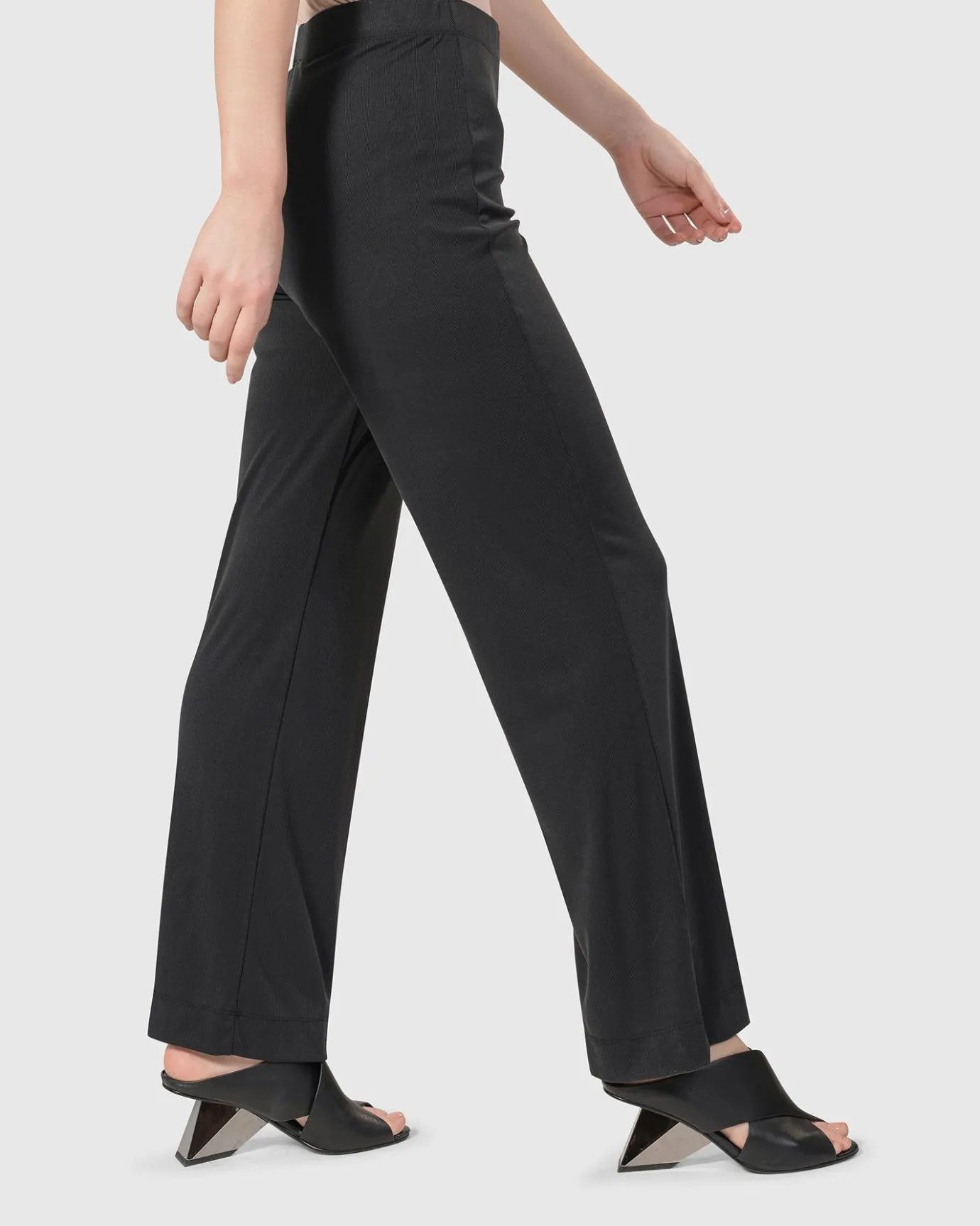 Women Alembika Plus<Essential Straight Leg Pants, Charcoal
