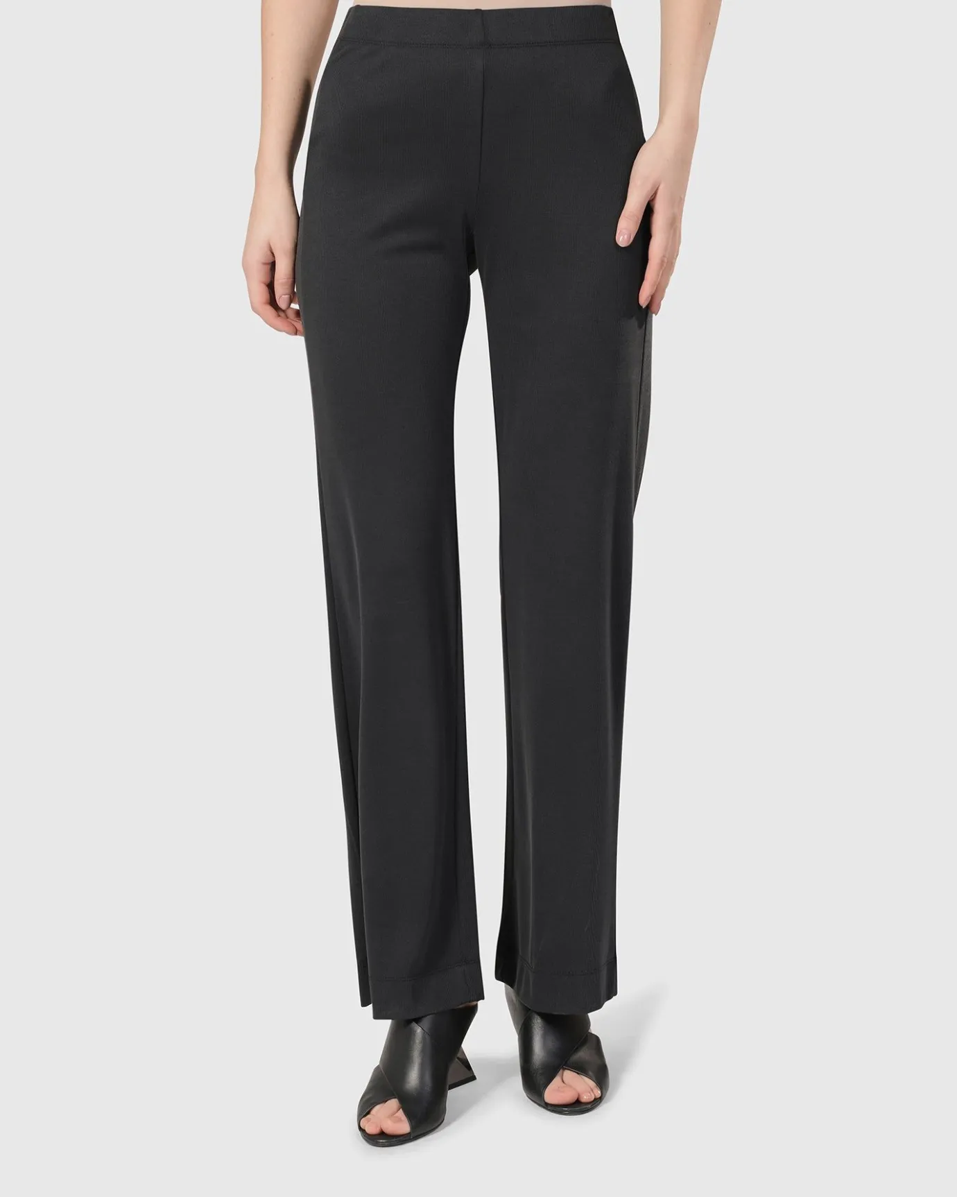Women Alembika Plus<Essential Straight Leg Pants, Charcoal