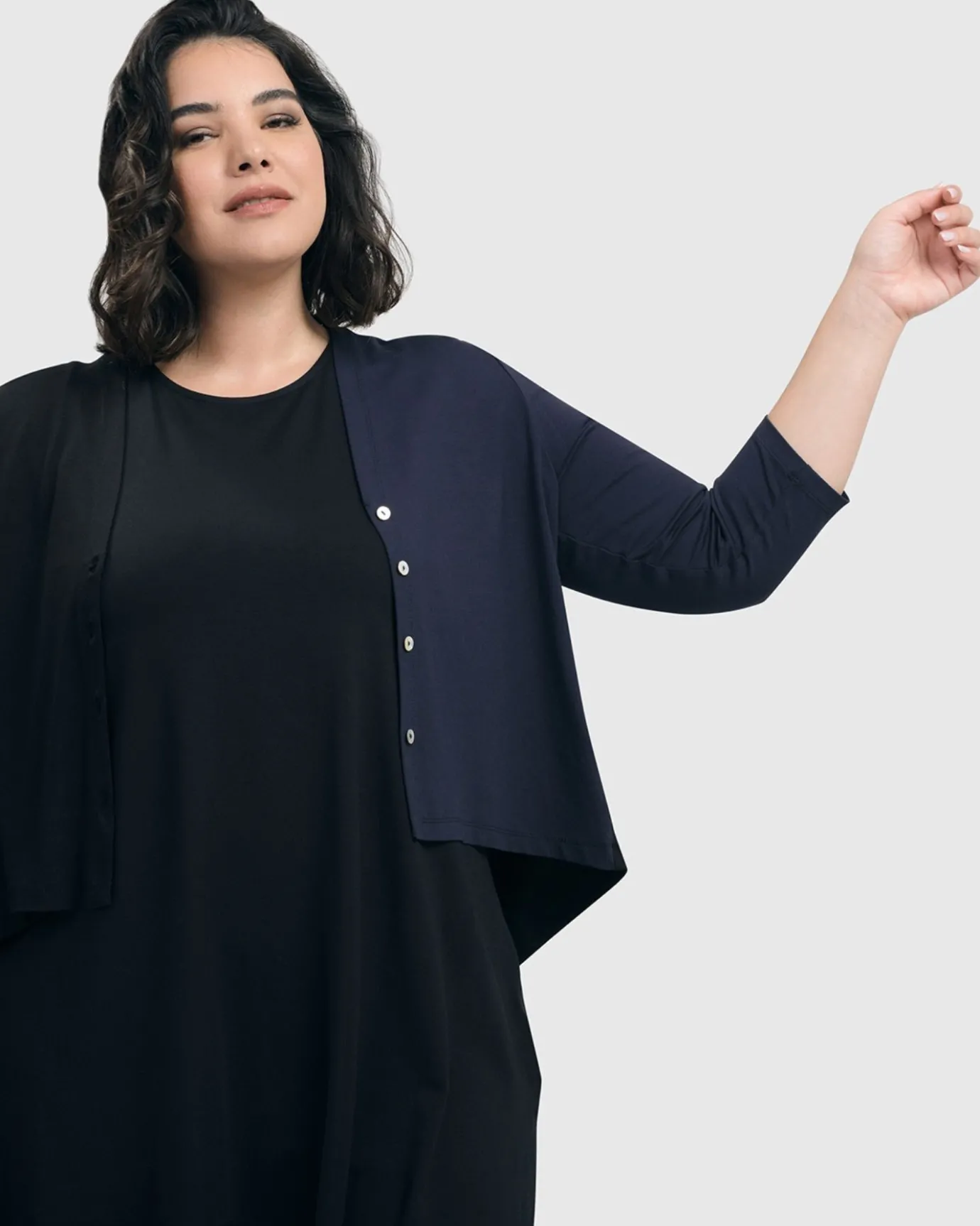 Women Alembika Plus<Essential 2-Tone Crop Cardigan, Navy