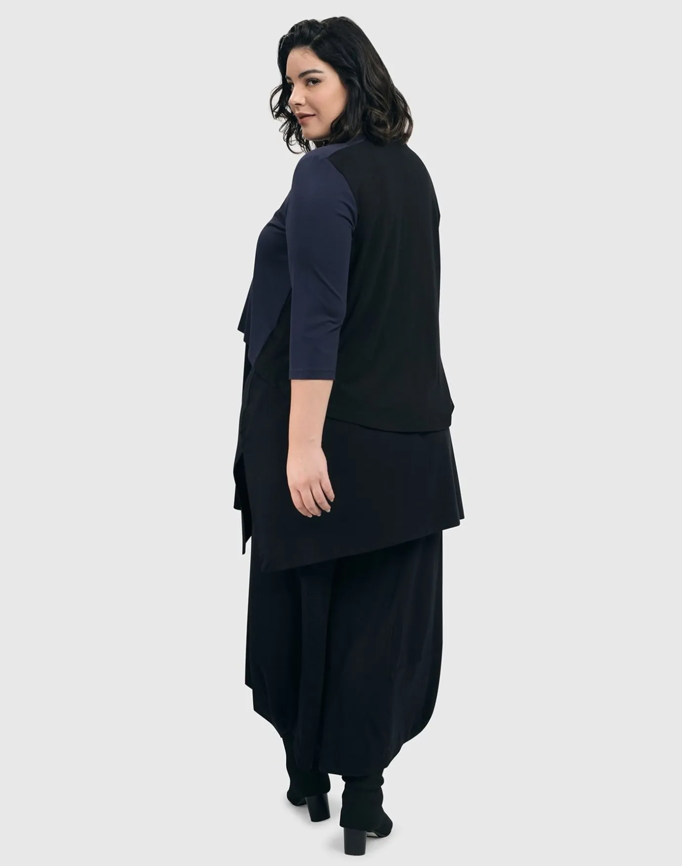 Women Alembika Jackets<Essential 2-Tone Crop Cardigan, Navy