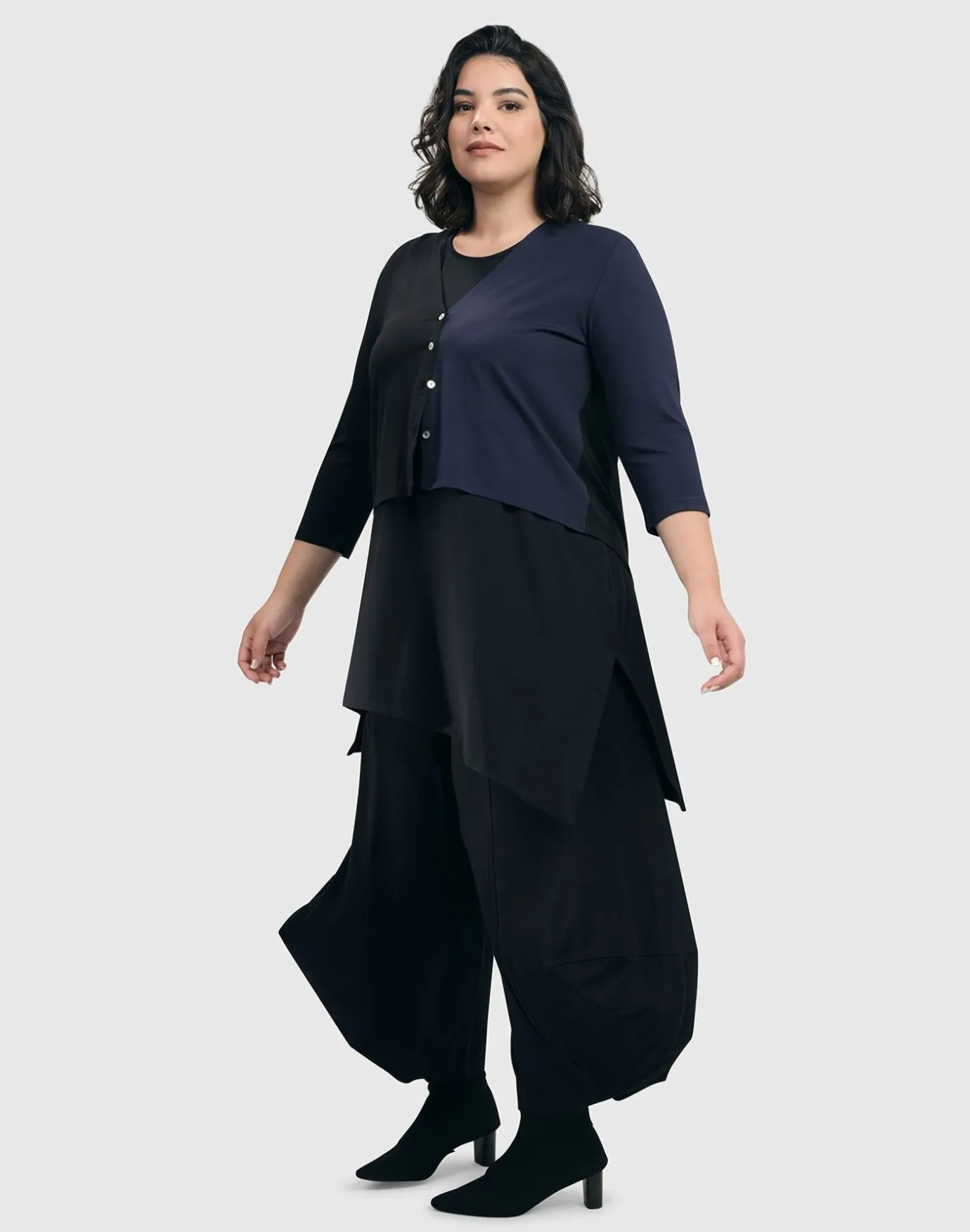 Women Alembika Jackets<Essential 2-Tone Crop Cardigan, Navy