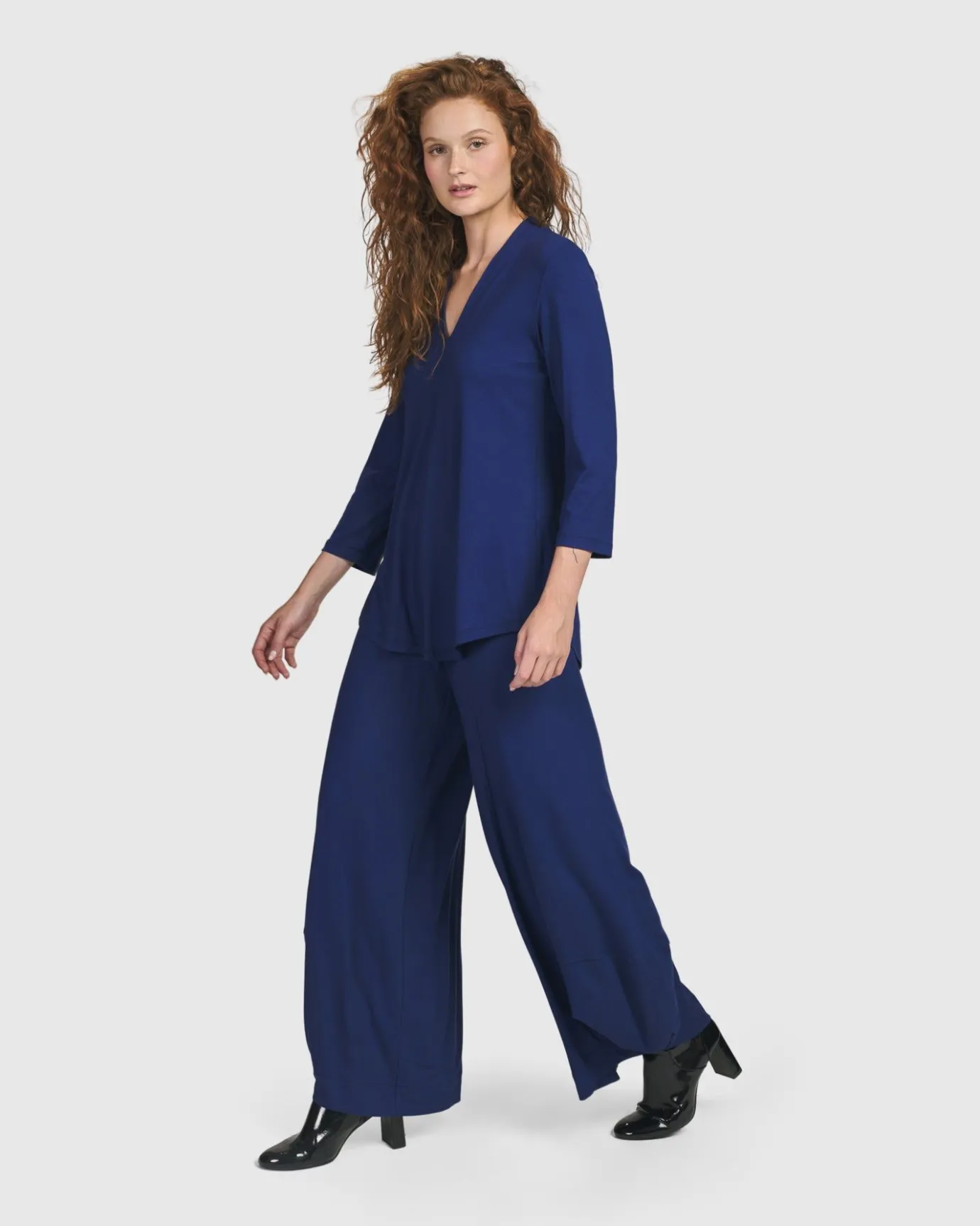 Women Alembika Tops & Tunics<Essential V-Neck Top, Royal Blue