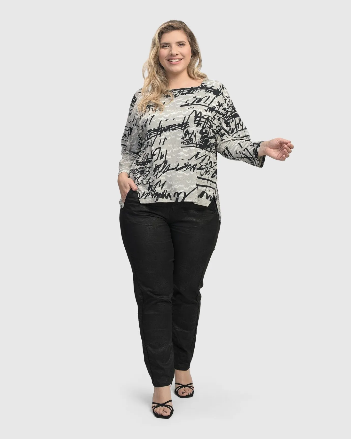 Women Alembika Tops & Tunics<Flirty Cutaway Boxy Top, Script