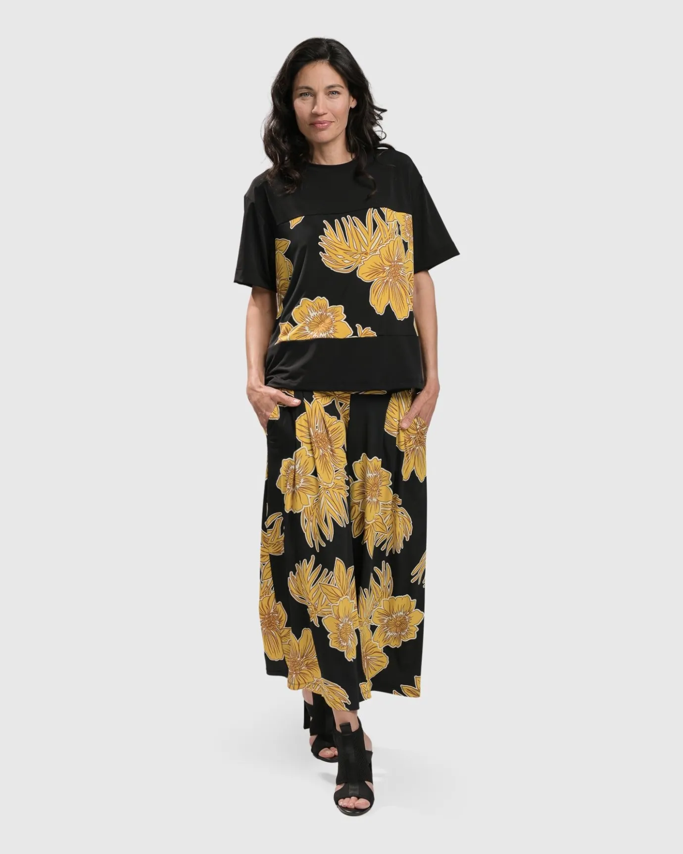 Women Alembika Tops & Tunics<Flower Girl Boxy Top, Gold