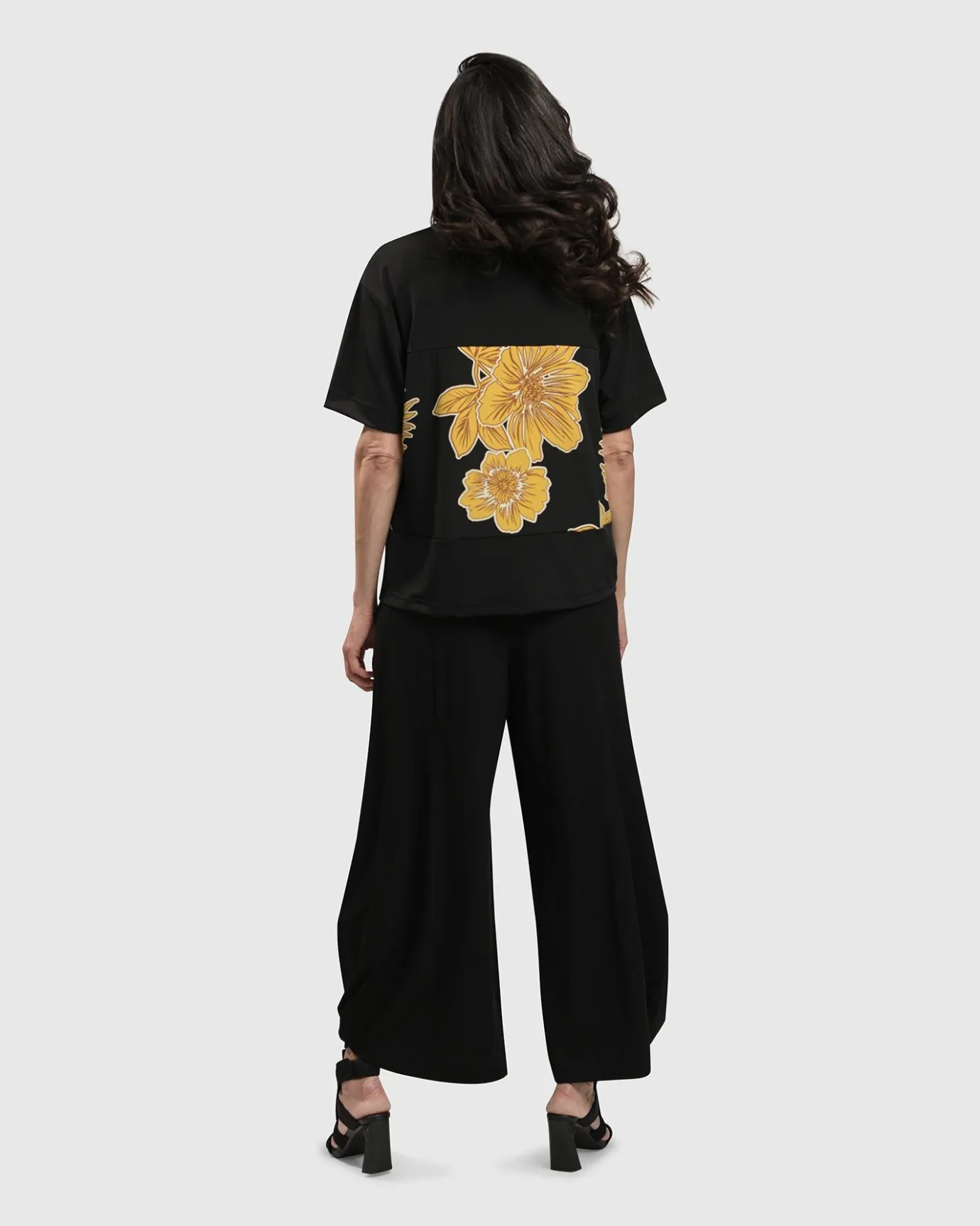 Women Alembika Tops & Tunics<Flower Girl Boxy Top, Gold